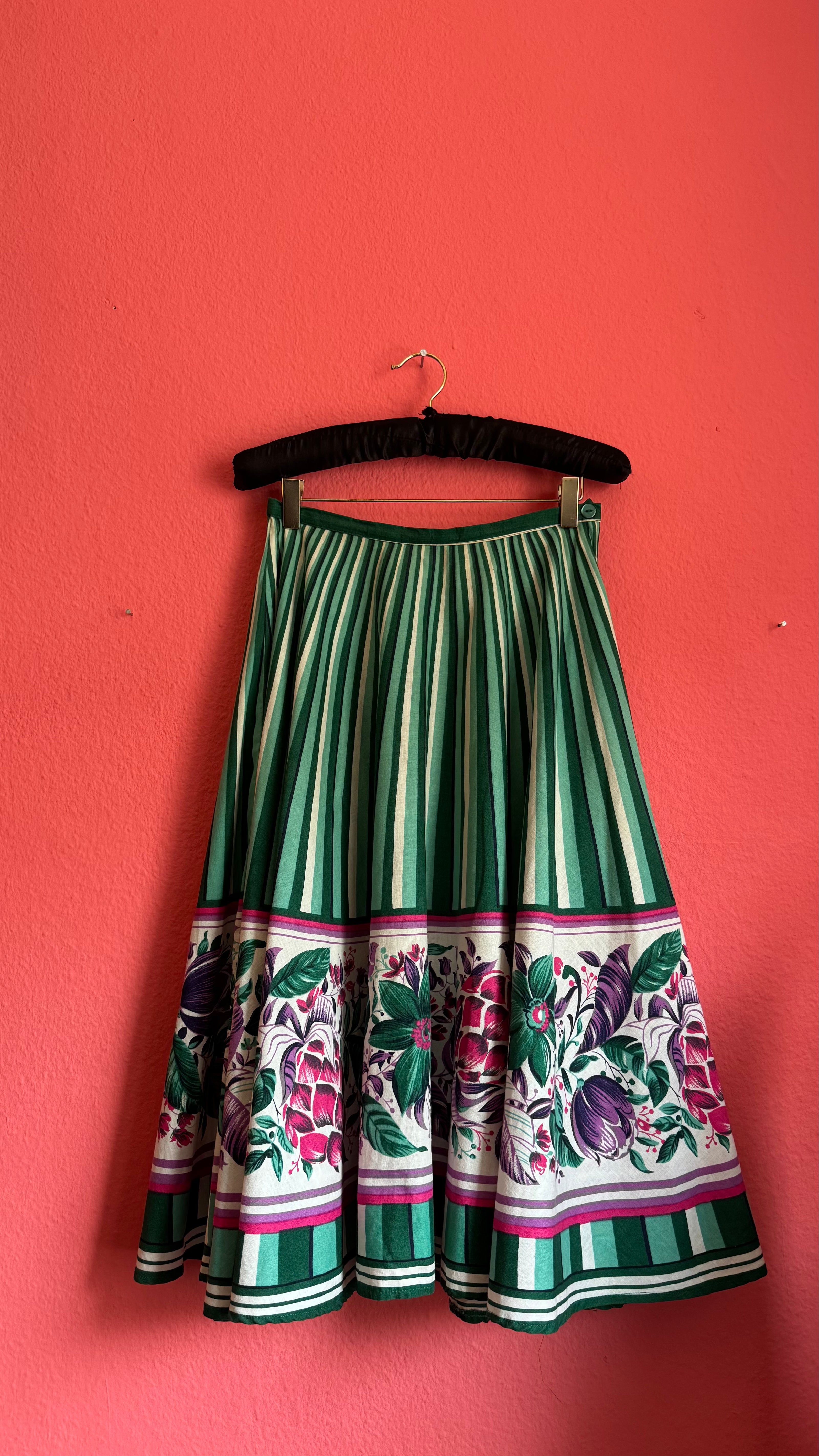 Vintage 1950s-Style Green Striped Floral Border Skirt