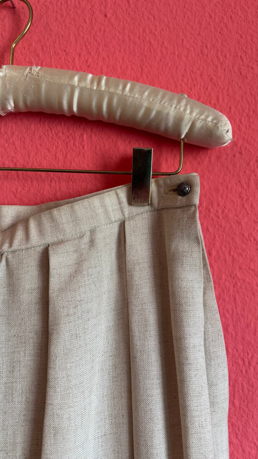 Vintage 1970s Cream and Red Embroidered Tracht Skirt