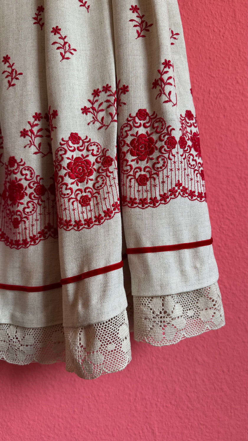 Vintage 1970s Cream and Red Embroidered Tracht Skirt