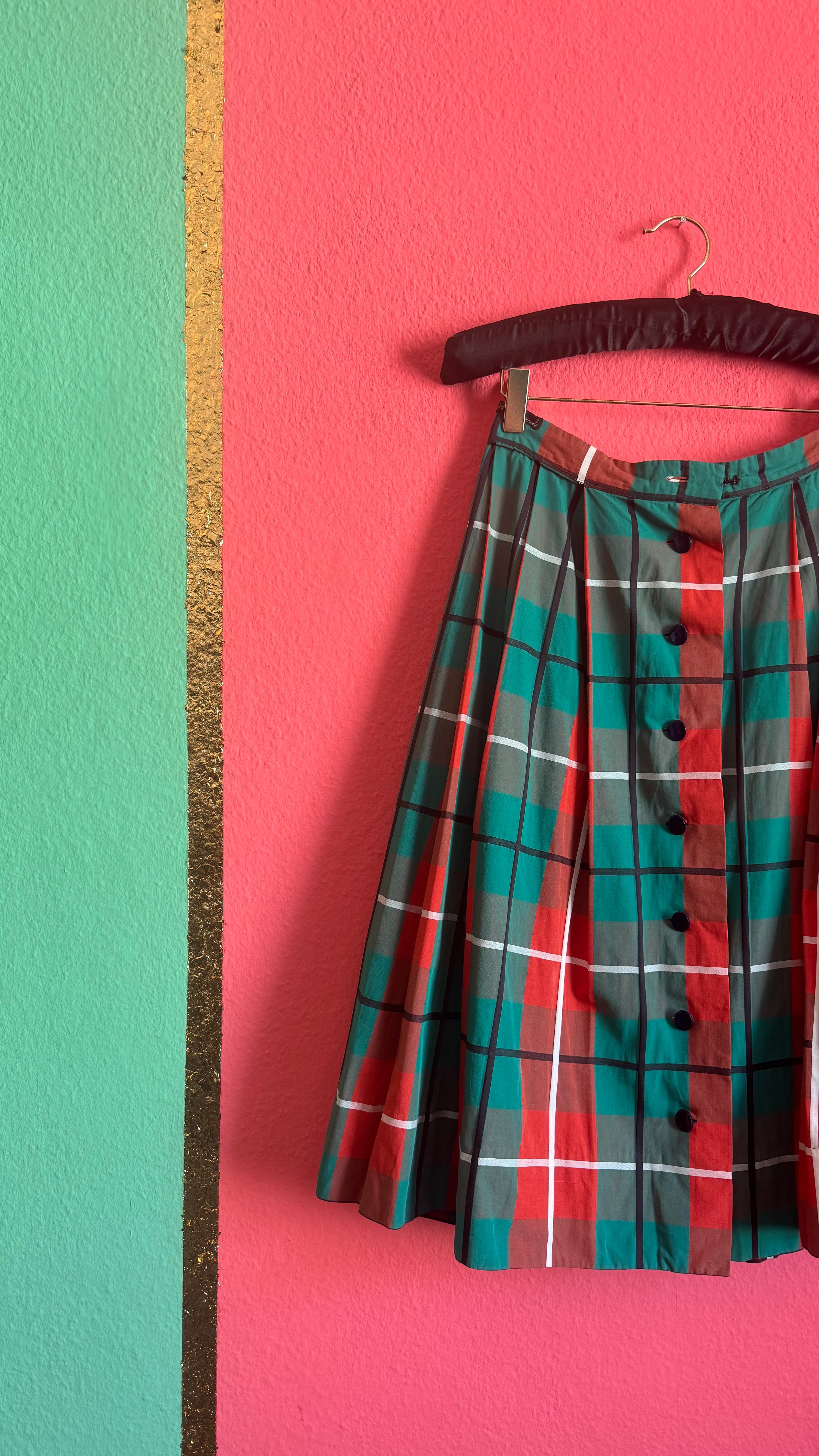 Vintage 1950s-Style Green and Red Plaid Pleated Skirt