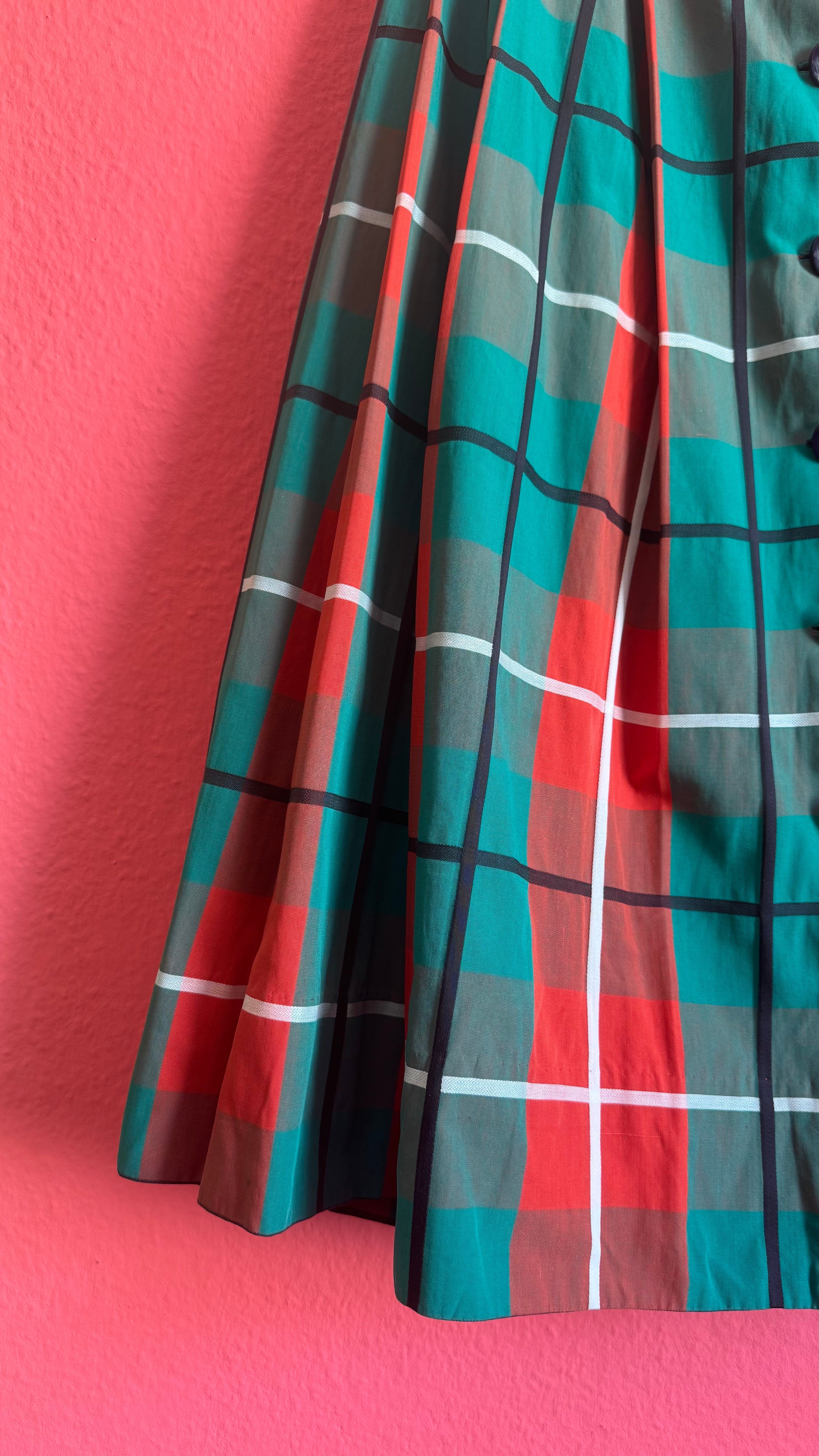 Vintage 1950s-Style Green and Red Plaid Pleated Skirt