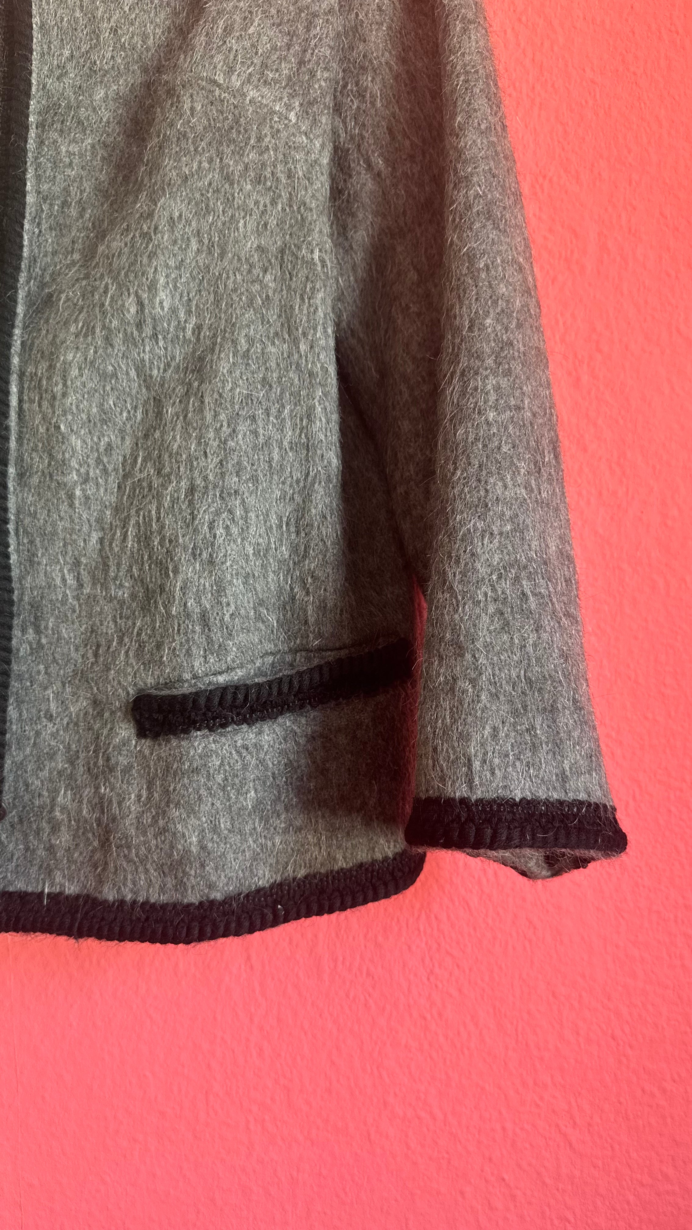 Vintage 1980s Grey Tracht Jacket With Coin-Style Buttons