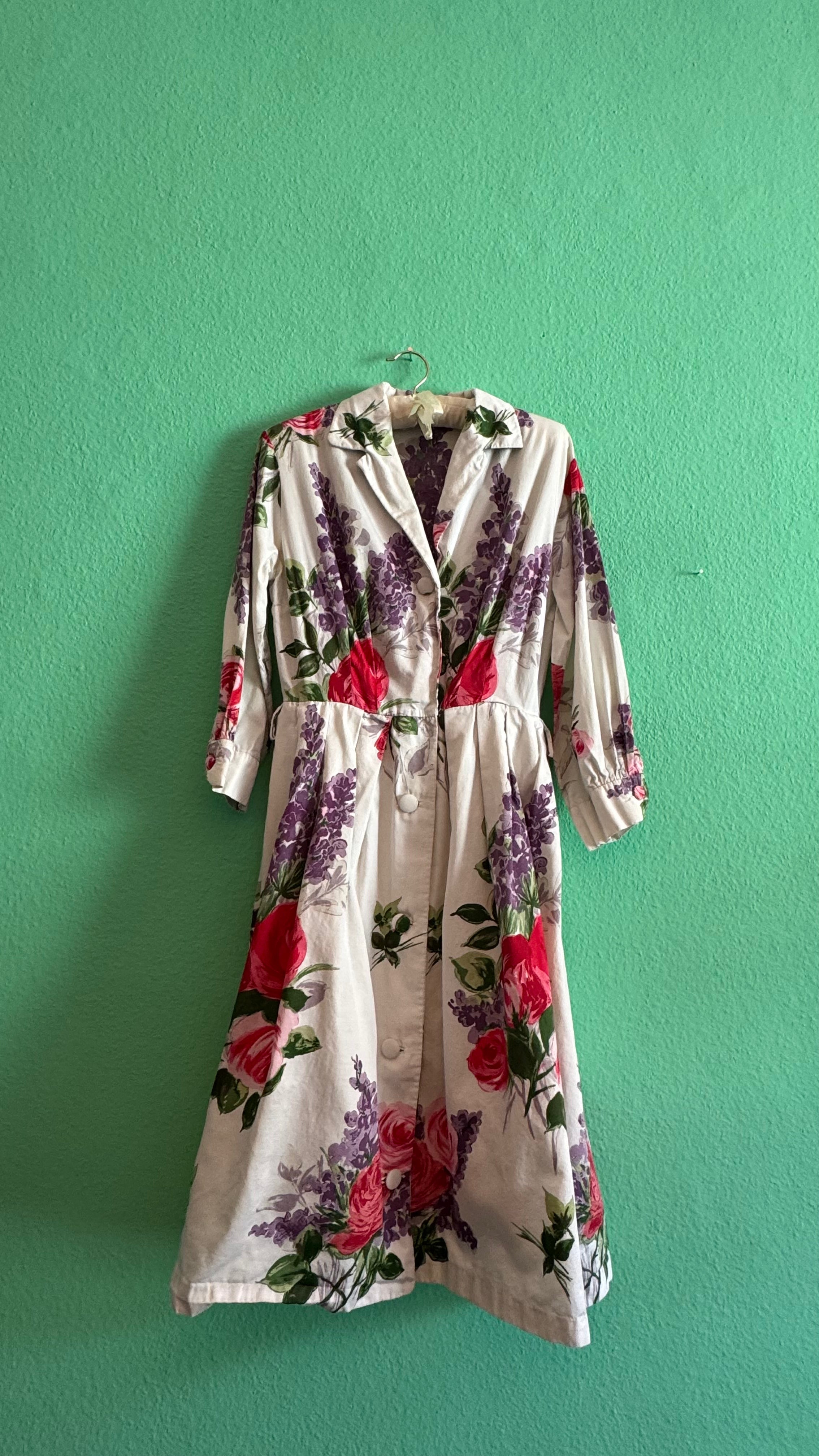 Vintage 1980s Ivory Floral Cotton-Blend Shirt Dress With Belt