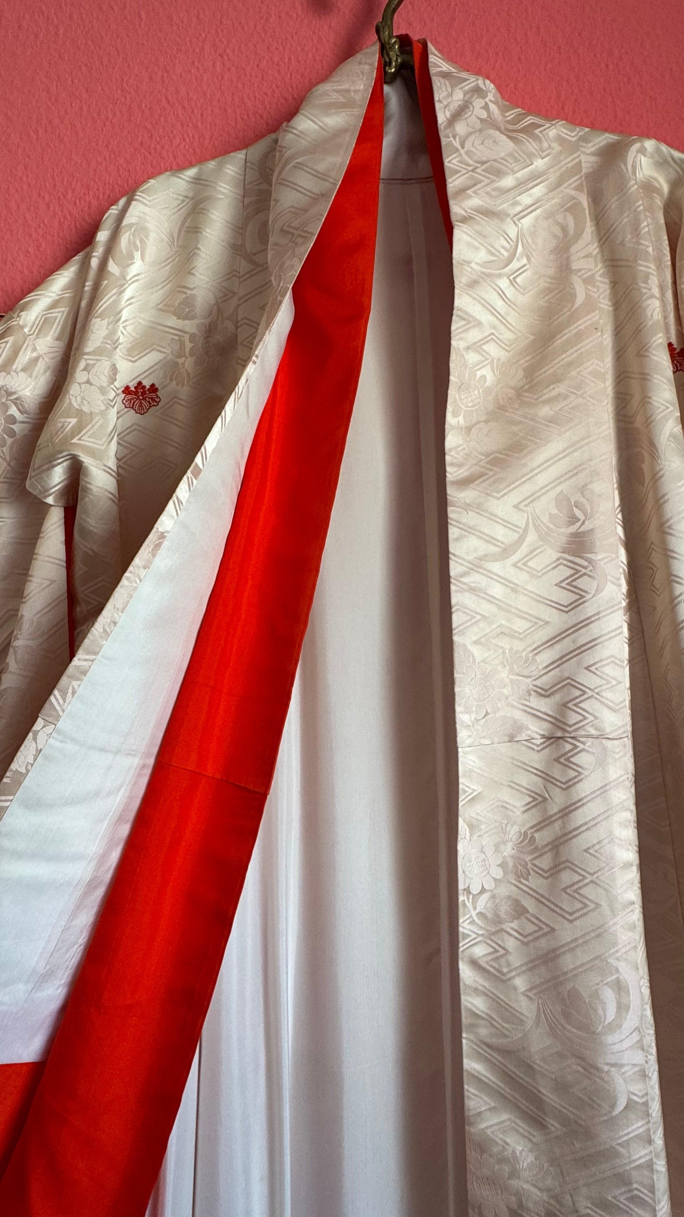 Vintage Mid-Century Ivory Jacquard Ceremonial Kimono With Red Lining
