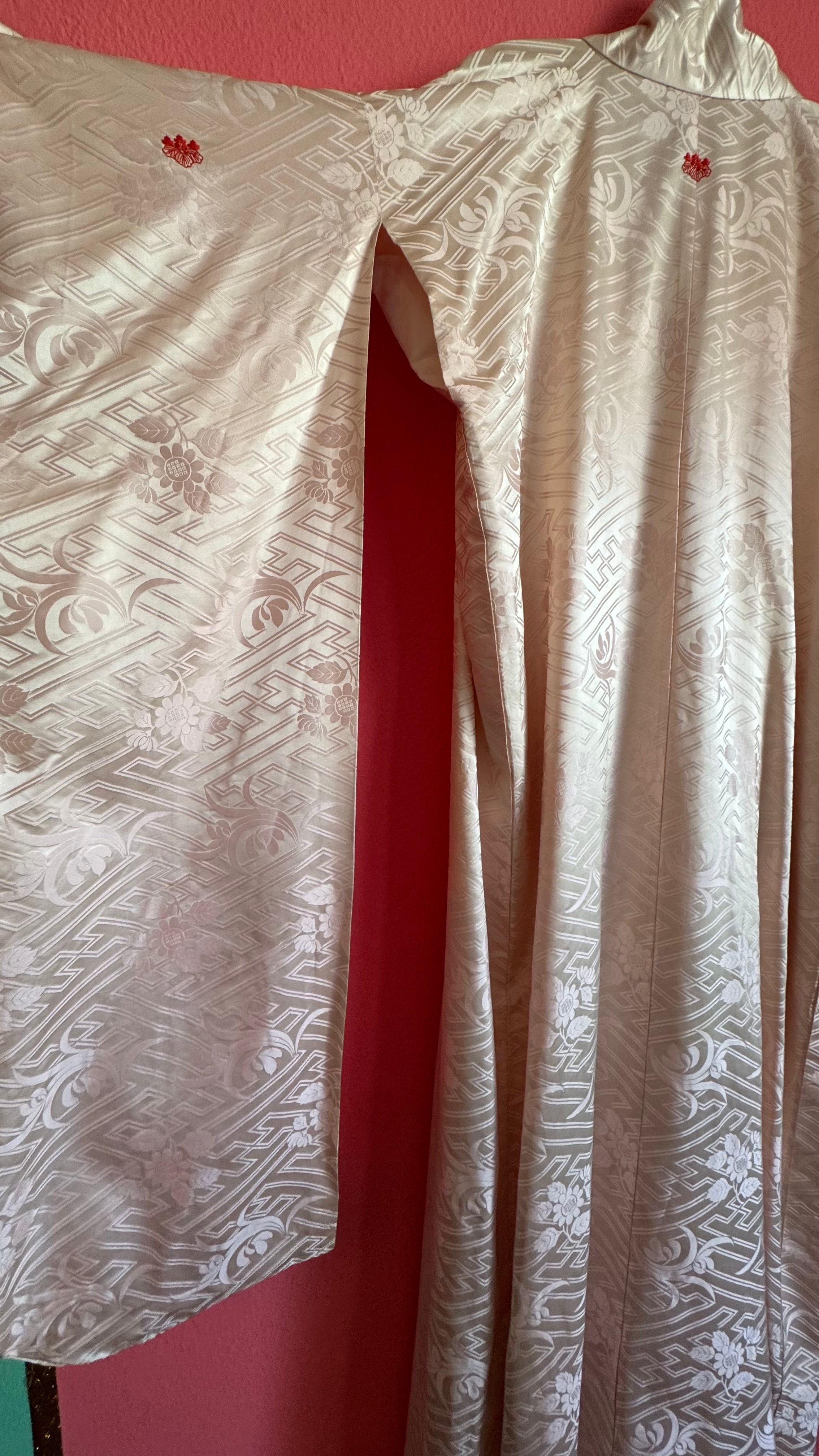 Vintage Mid-Century Ivory Jacquard Ceremonial Kimono With Red Lining