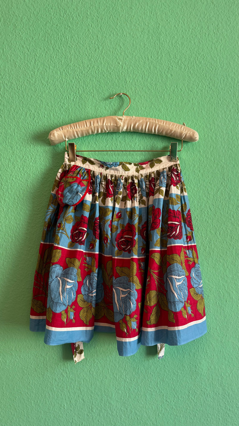 Vintage 1950s Rose Print Cotton Apron in Red and Blue
