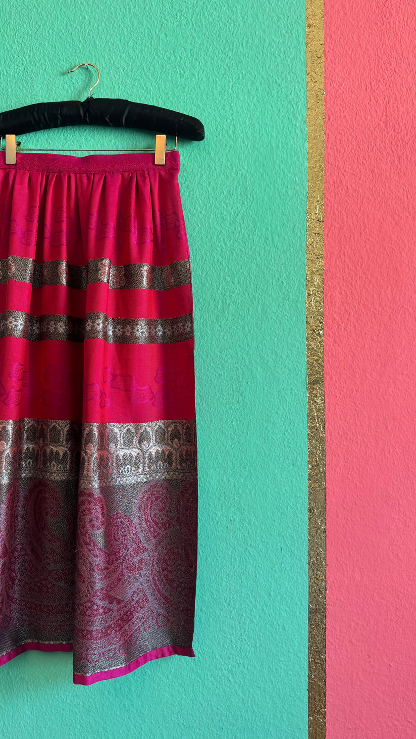 Vintage 1980s Fuchsia Jacquard Tracht Apron With Paisley Border