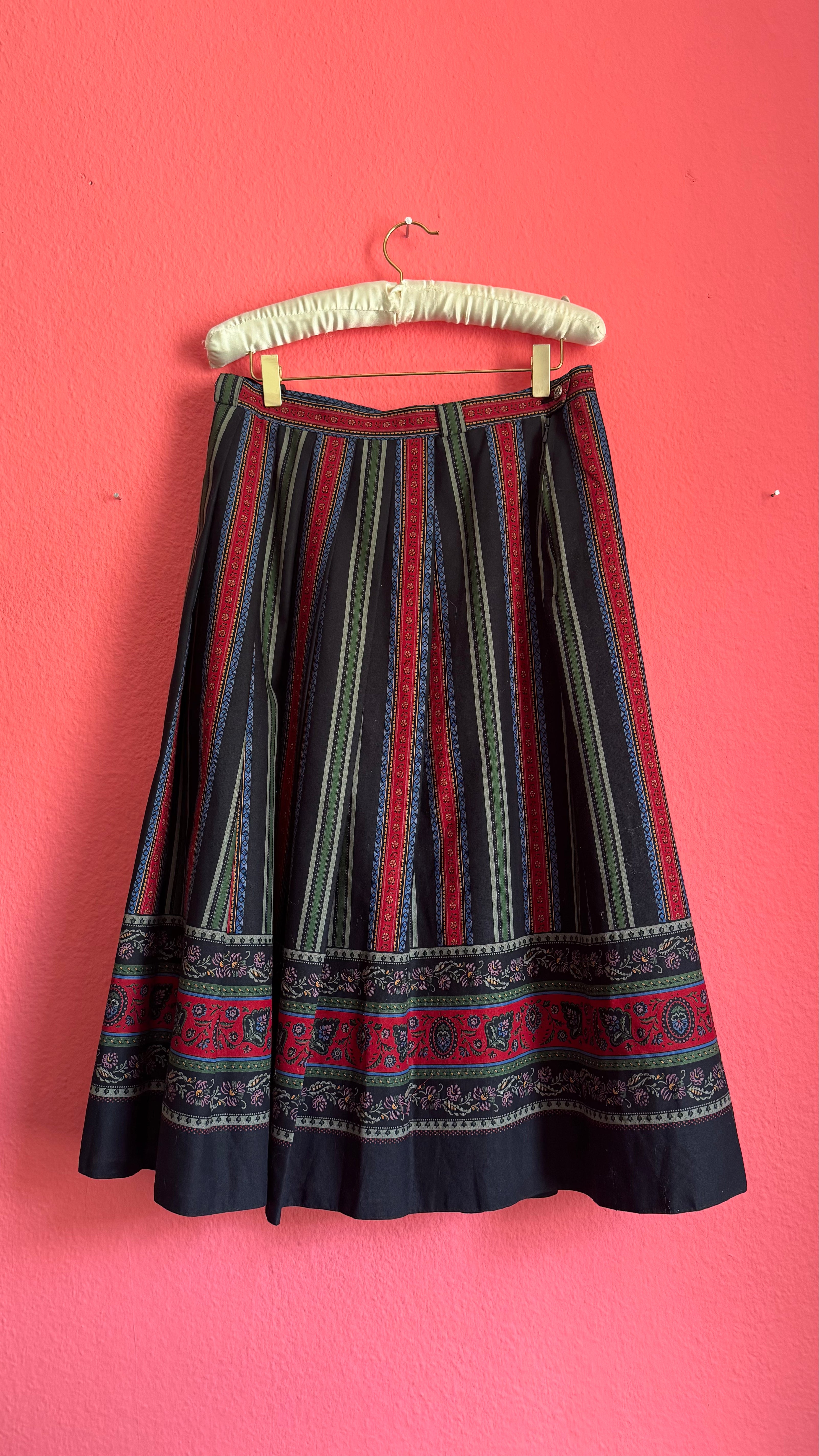 Vintage 1950s Green Novelty Print Day Dress