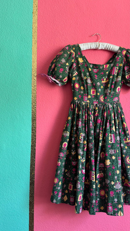 Vintage 1970s Green Folk Print Puff Sleeve Dress
