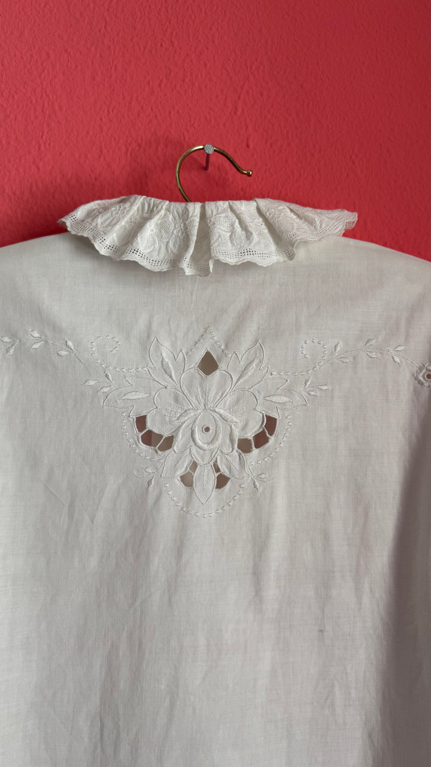 Vintage 1970s White Embroidered Blouse With Butterfly Appliqués