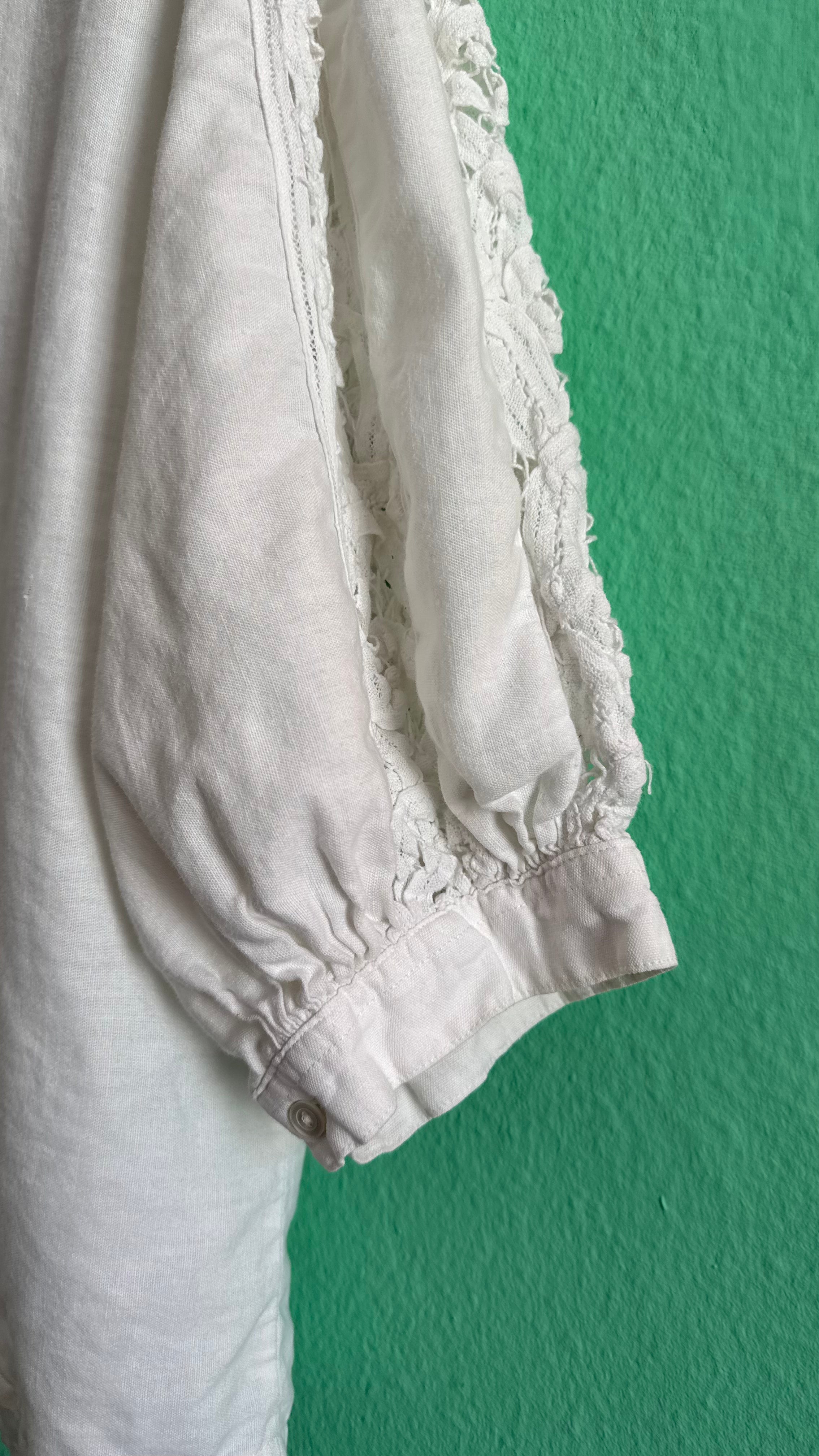 Vintage 1980s White Linen Blouse With Lace Collar
