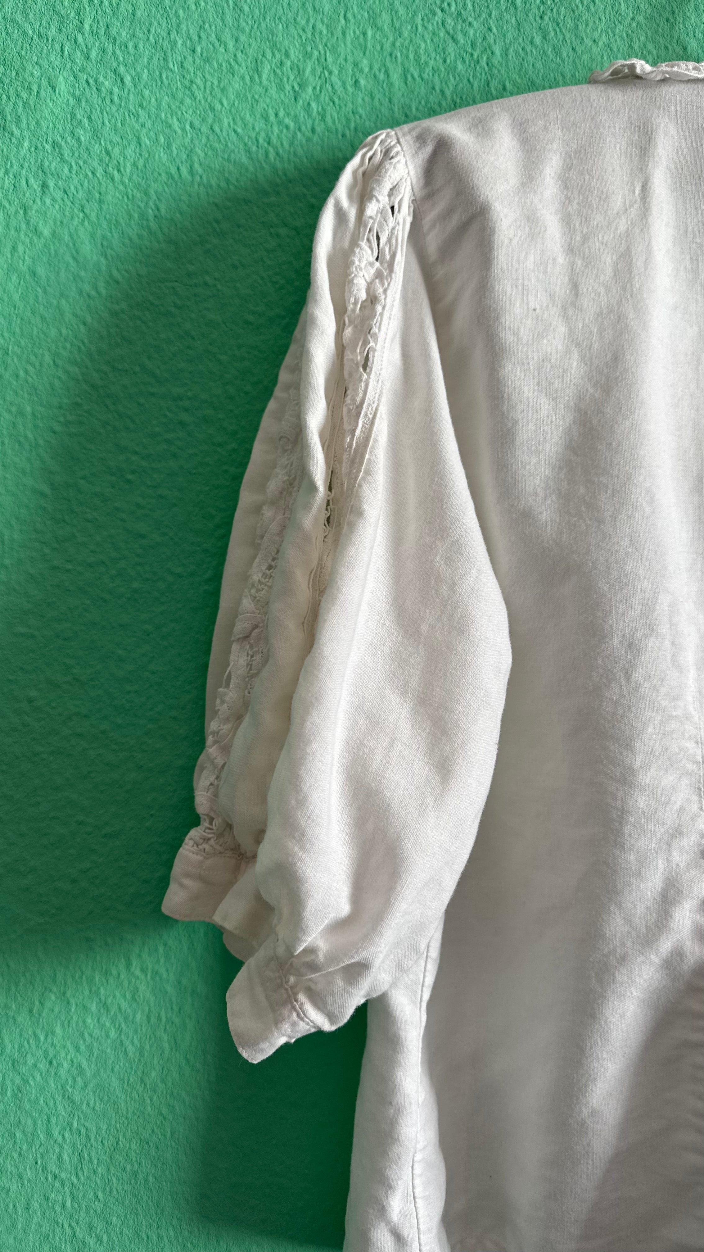 Vintage 1980s White Linen Blouse With Lace Collar