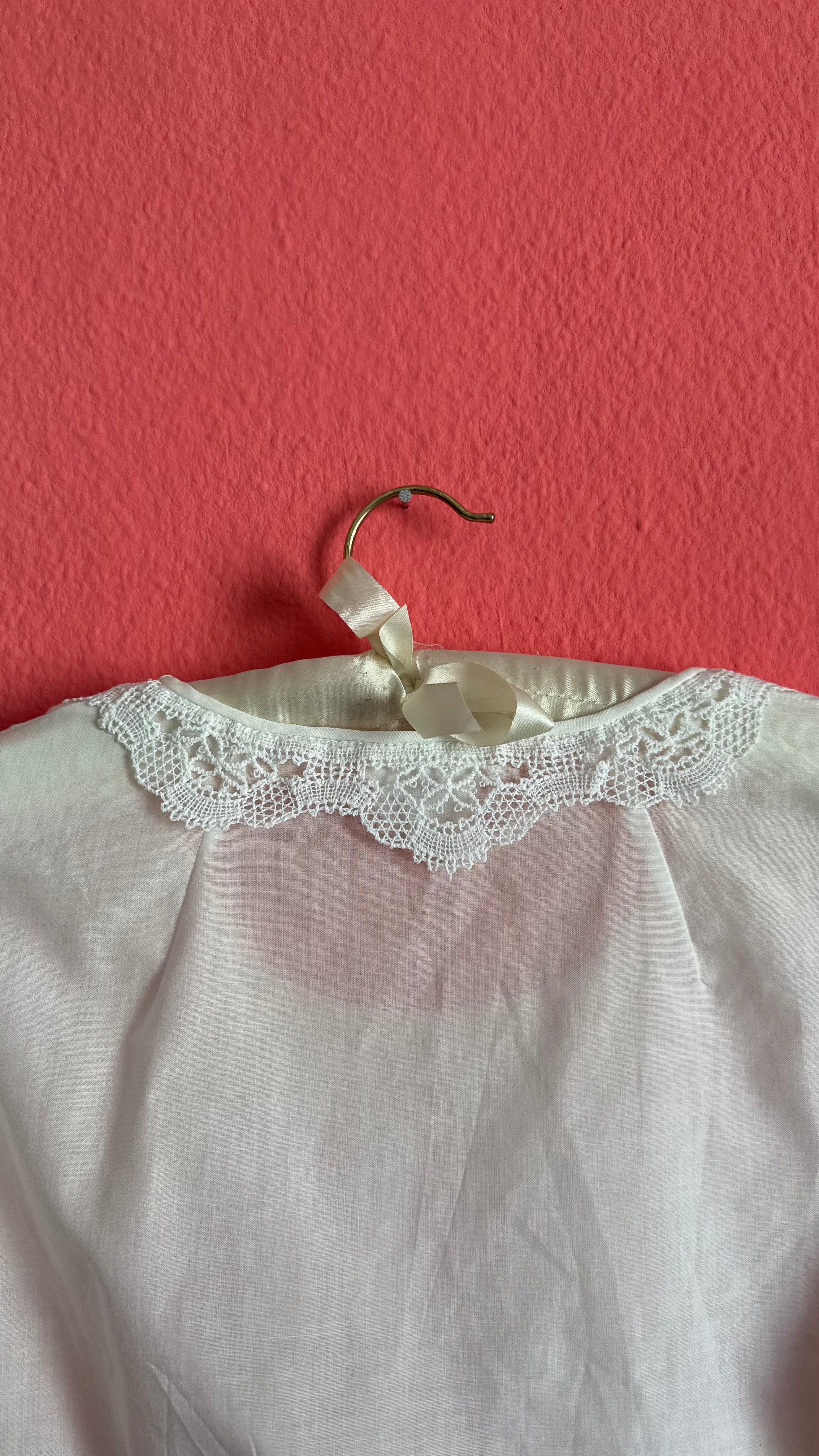Vintage 1970s White Cropped Dirndl Blouse With Lace Bell Sleeves