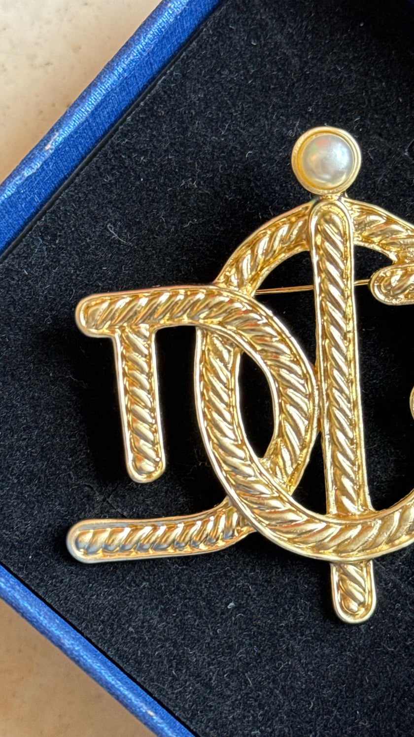 Vintage 1980s Christian Dior Gold-Tone Logo Brooch With Pearl Detail