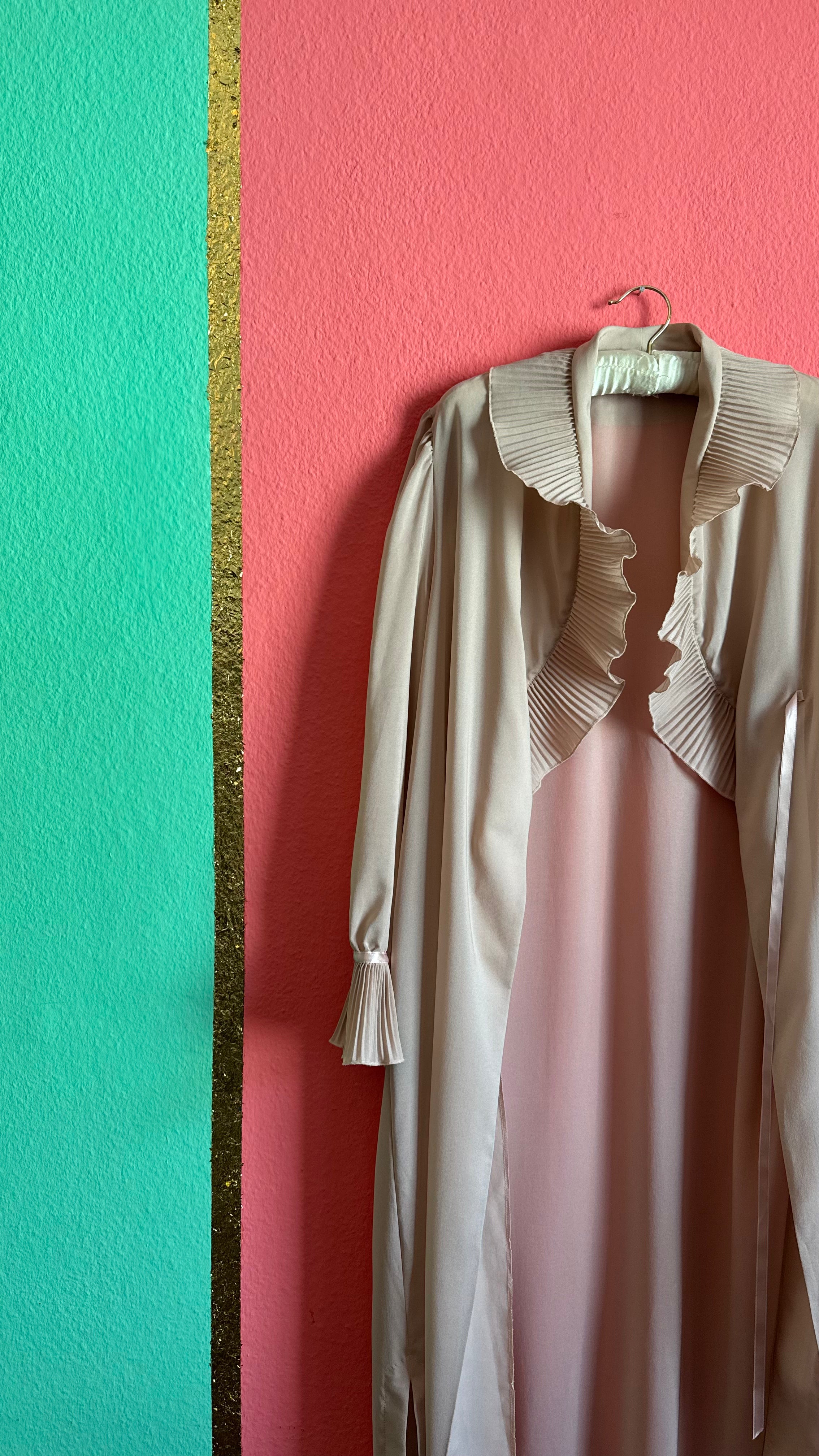 Vintage 1980s Beige Pleated Ruffle Maxi Robe By Fünfsteinberg