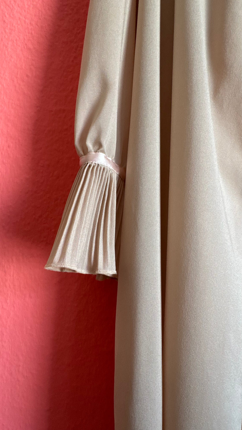 Vintage 1980s Beige Pleated Ruffle Maxi Robe By Fünfsteinberg