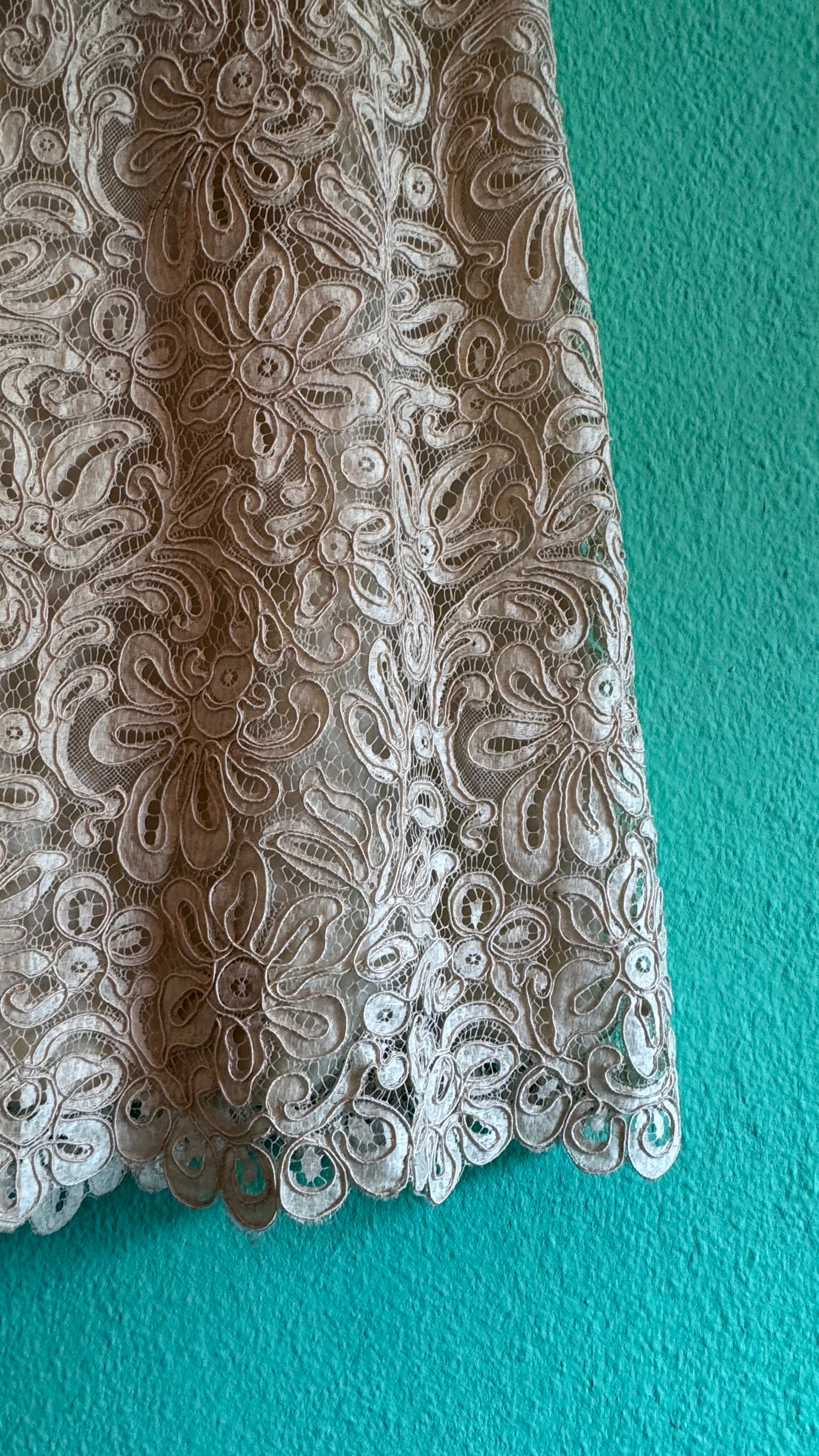 Vintage 1960s Ivory Lace Shift Dress