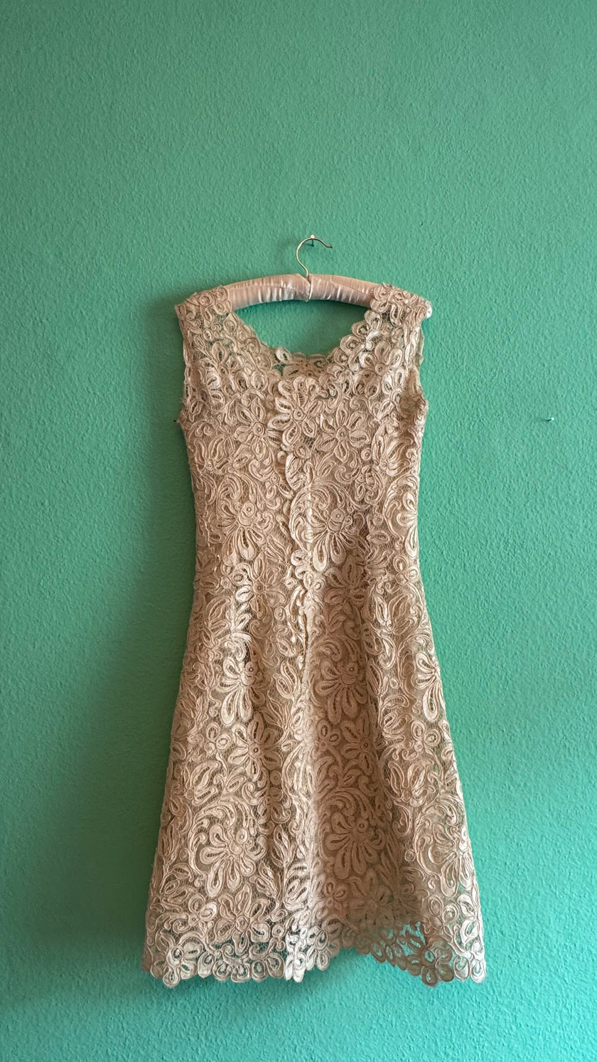 Vintage 1960s Ivory Lace Shift Dress