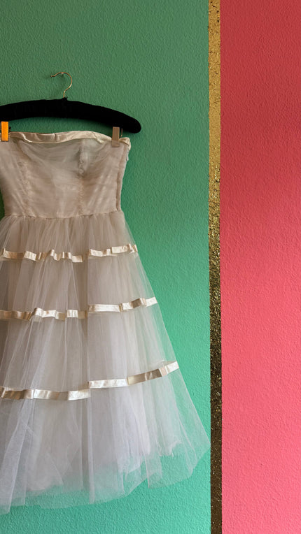 Vintage 1950s Ivory Tulle Bridal Dress