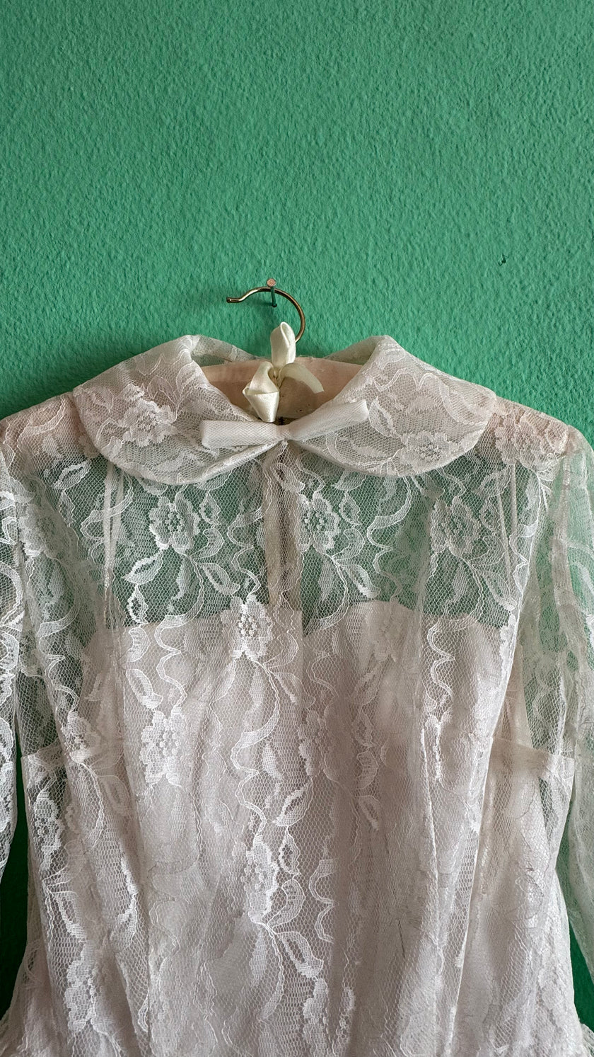 Vintage 1950s White Lace Bridal Dress With Peter Pan Collar