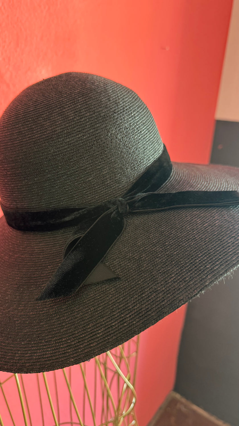 Vintage 1990s Black Wide Brim Straw Hat With Velvet Bow