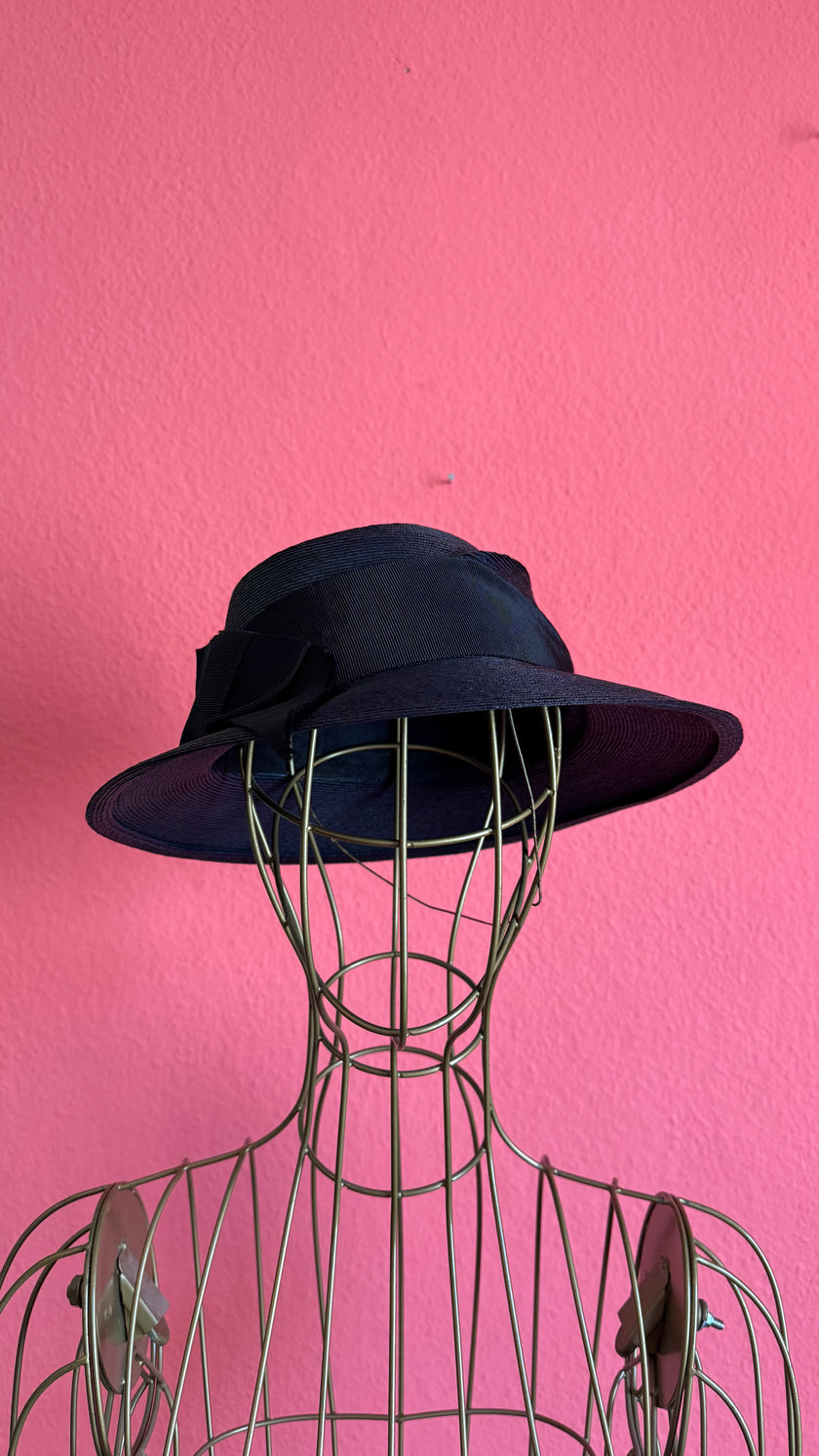 Vintage 1940s Black Straw Hat With Grosgrain Ribbon Bow