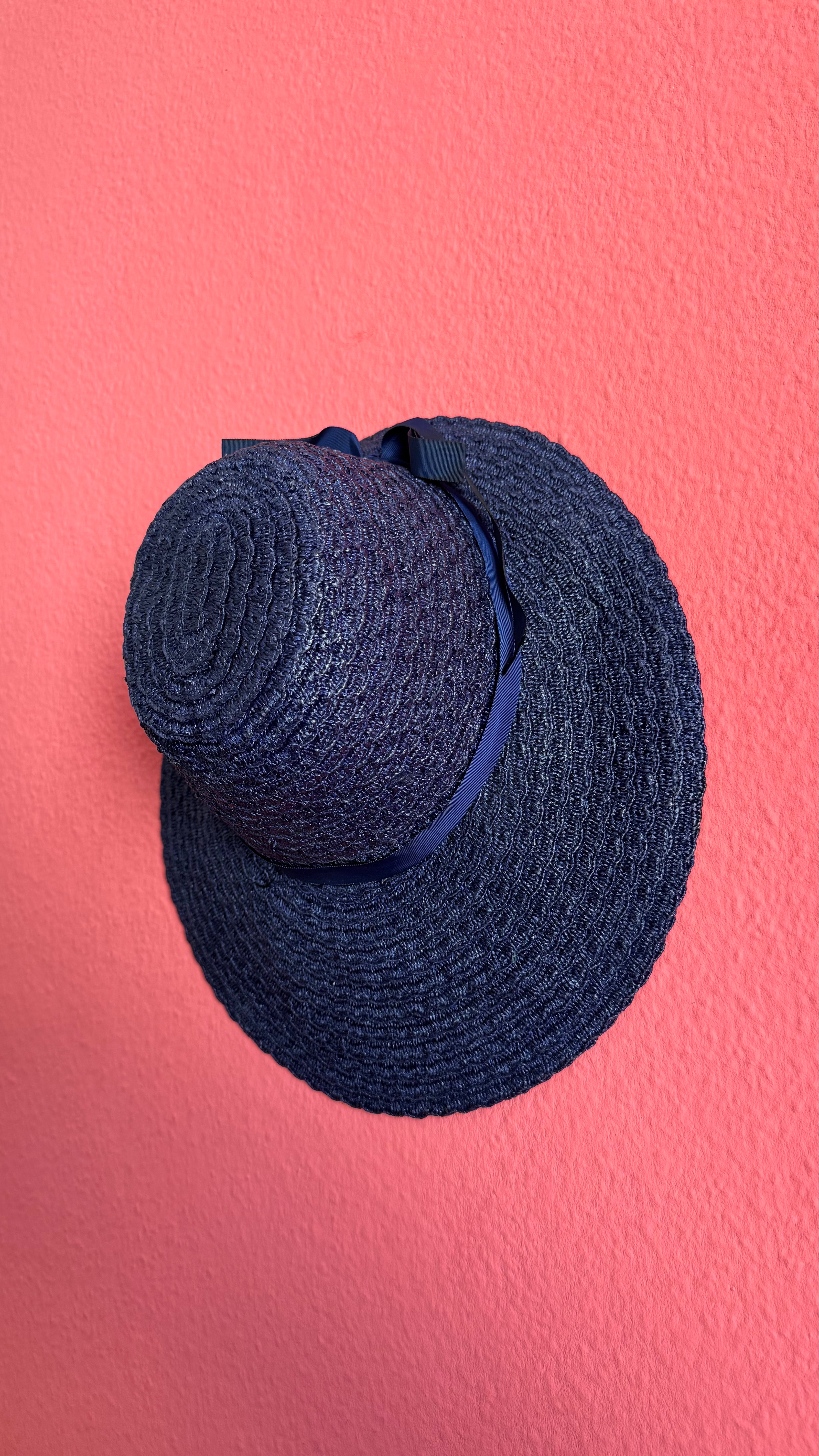 Vintage 1950s Navy Blue Straw Hat With Ribbon Bow