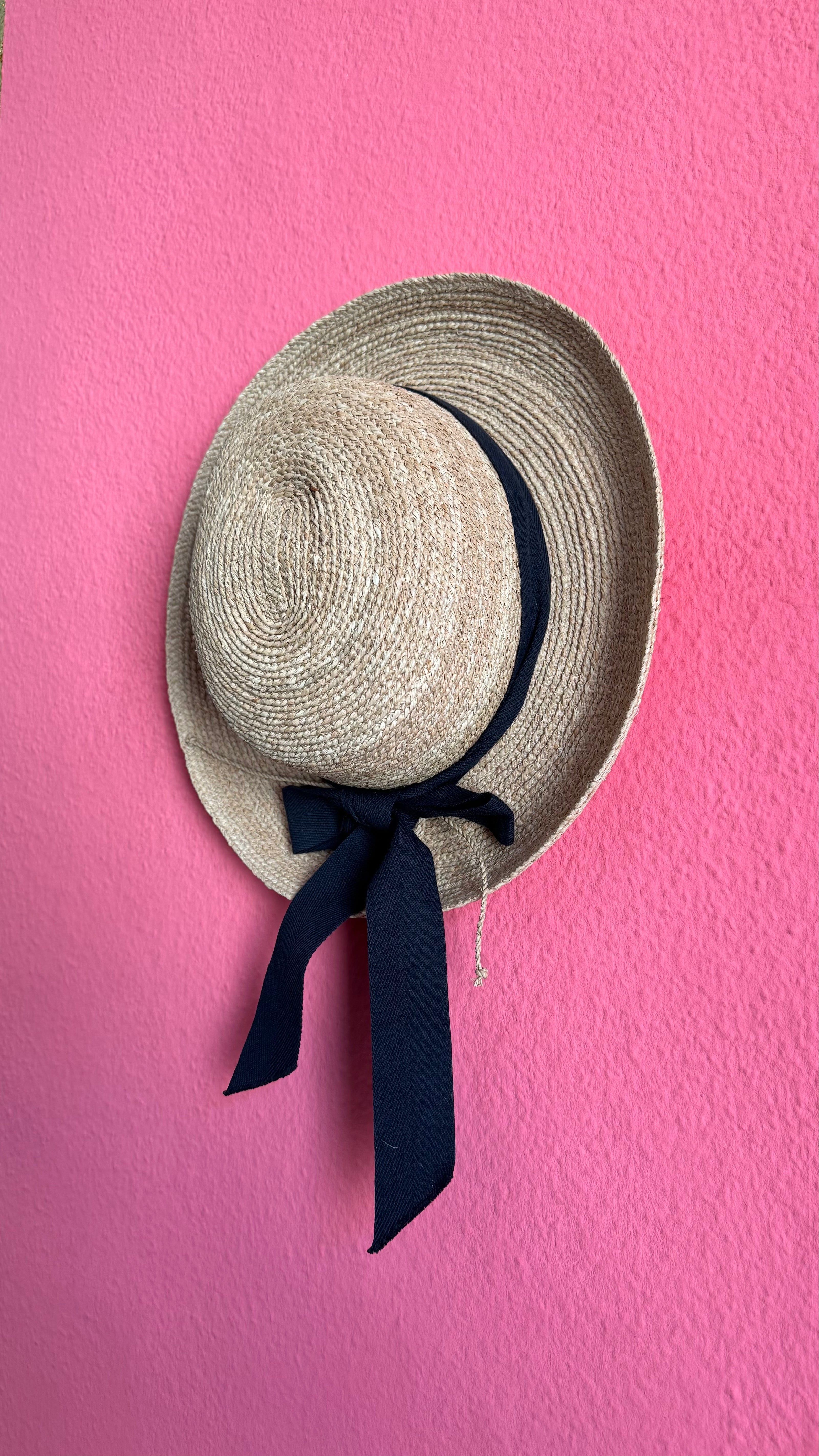 Vintage 1990s Kaminski Natural Straw Hat With Navy Ribbon