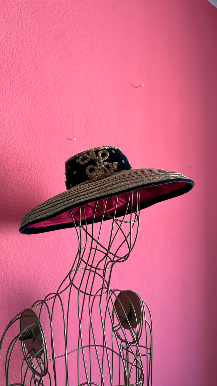Vintage 1940s Natural Straw Wide Brim Hat With Embroidered Crown