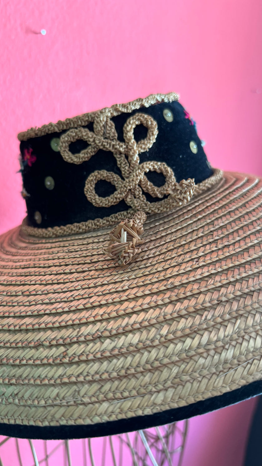 Vintage 1940s Natural Straw Wide Brim Hat With Embroidered Crown