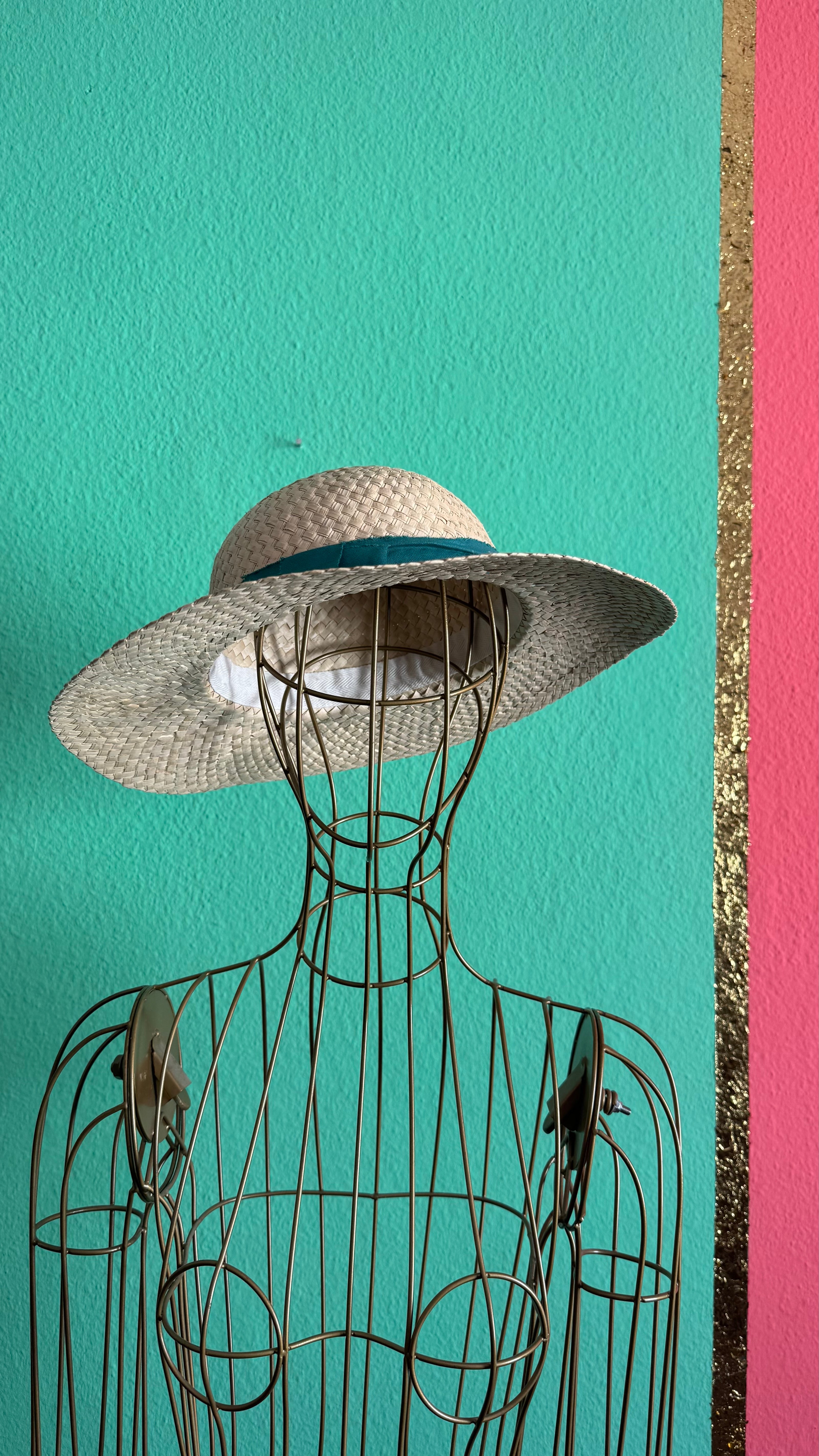 Vintage Estimated 1980s Natural Straw Wide-Brim Hat With Black Ribbon