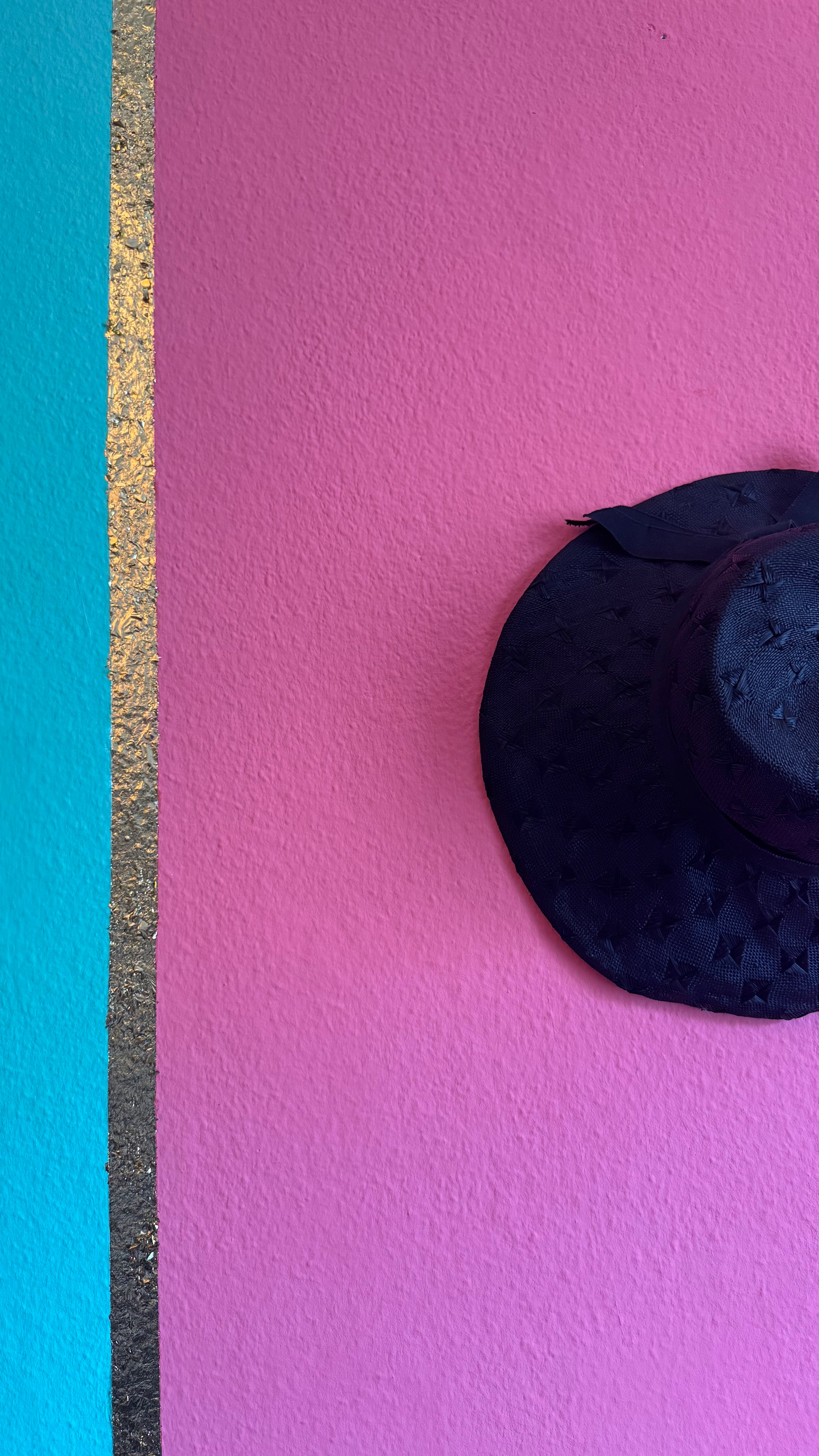 Vintage 1990s Black Woven Wide Brim Hat With Textured Star Detail
