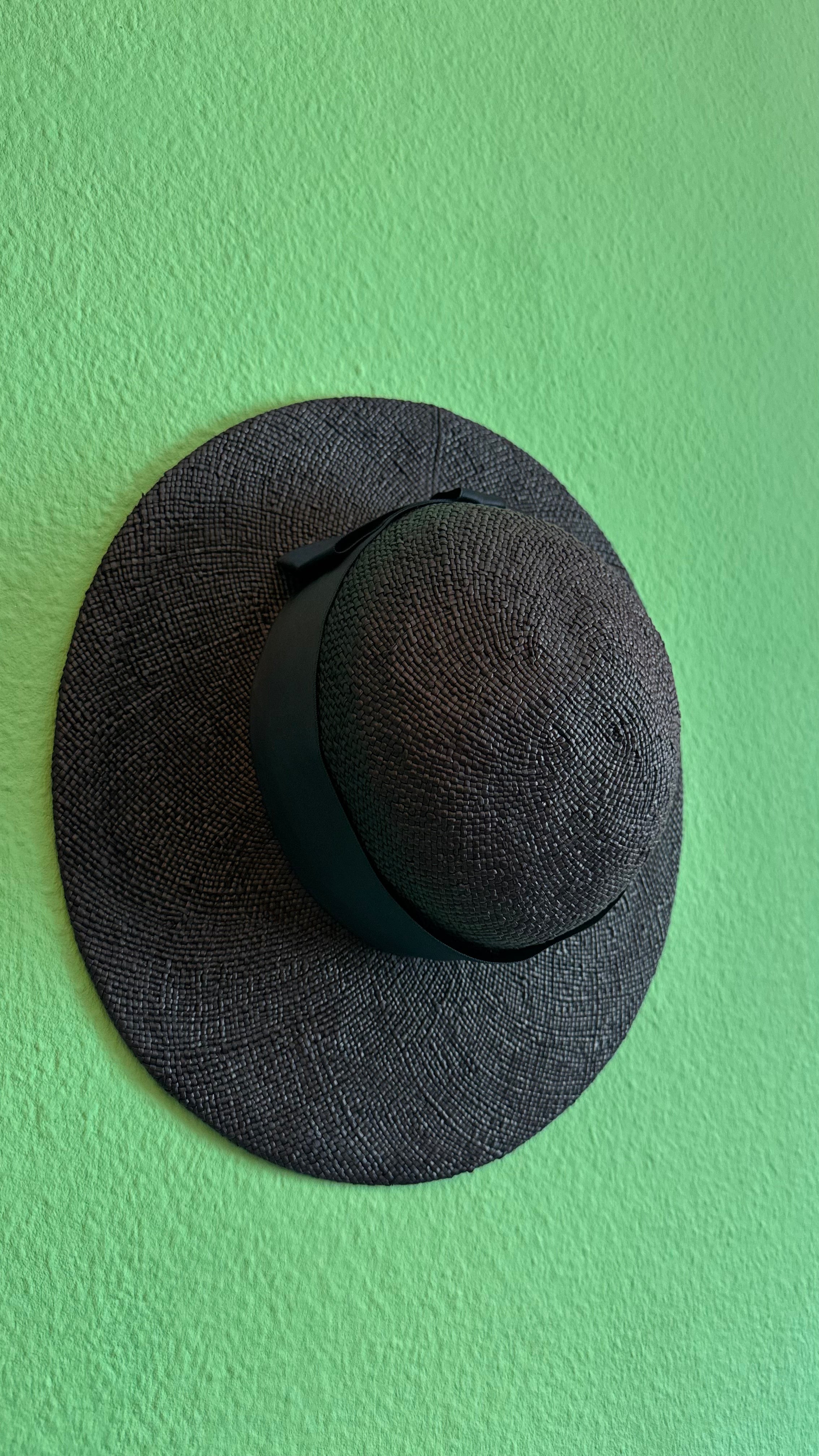 Vintage 1950s Black Wide Brim Straw Hat With Satin Bow