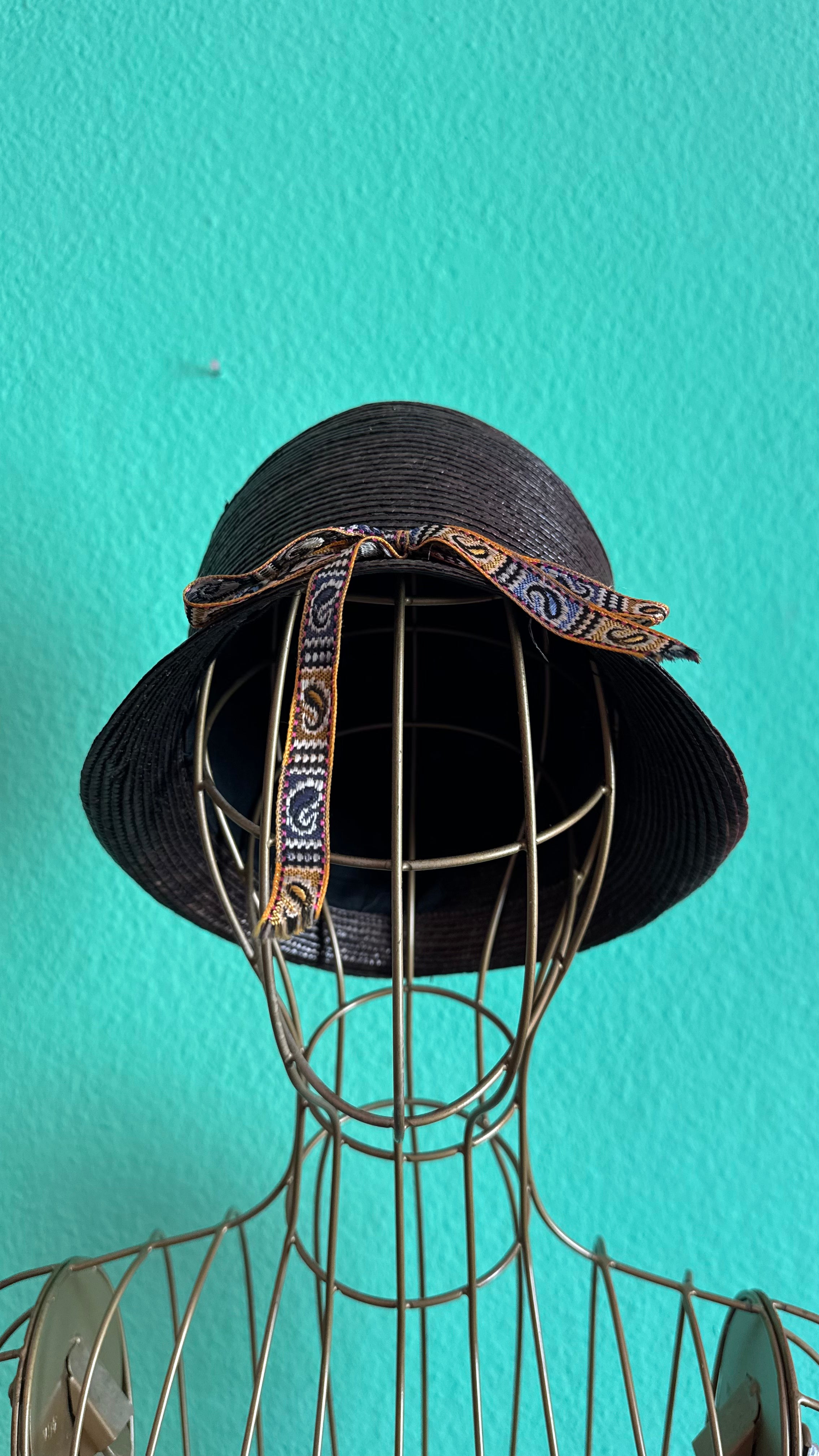 Vintage 1920s Black Woven Cloche Hat With Patterned Ribbon