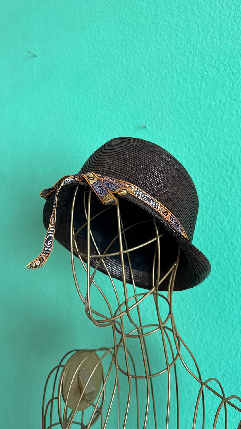 Vintage 1920s Black Woven Cloche Hat With Patterned Ribbon