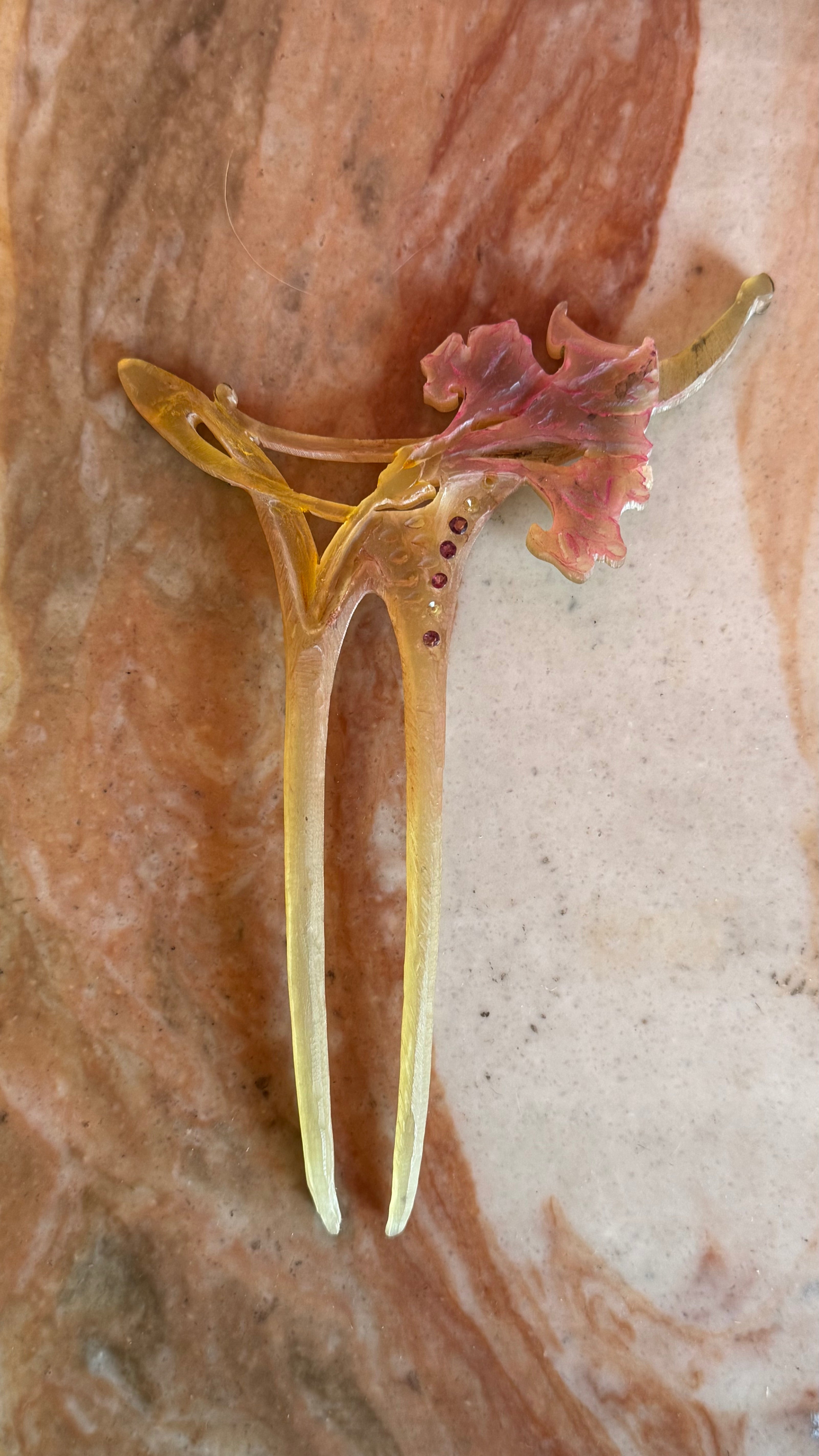Vintage Early 20th Century Horn Floral Rhinestone Hair Pin