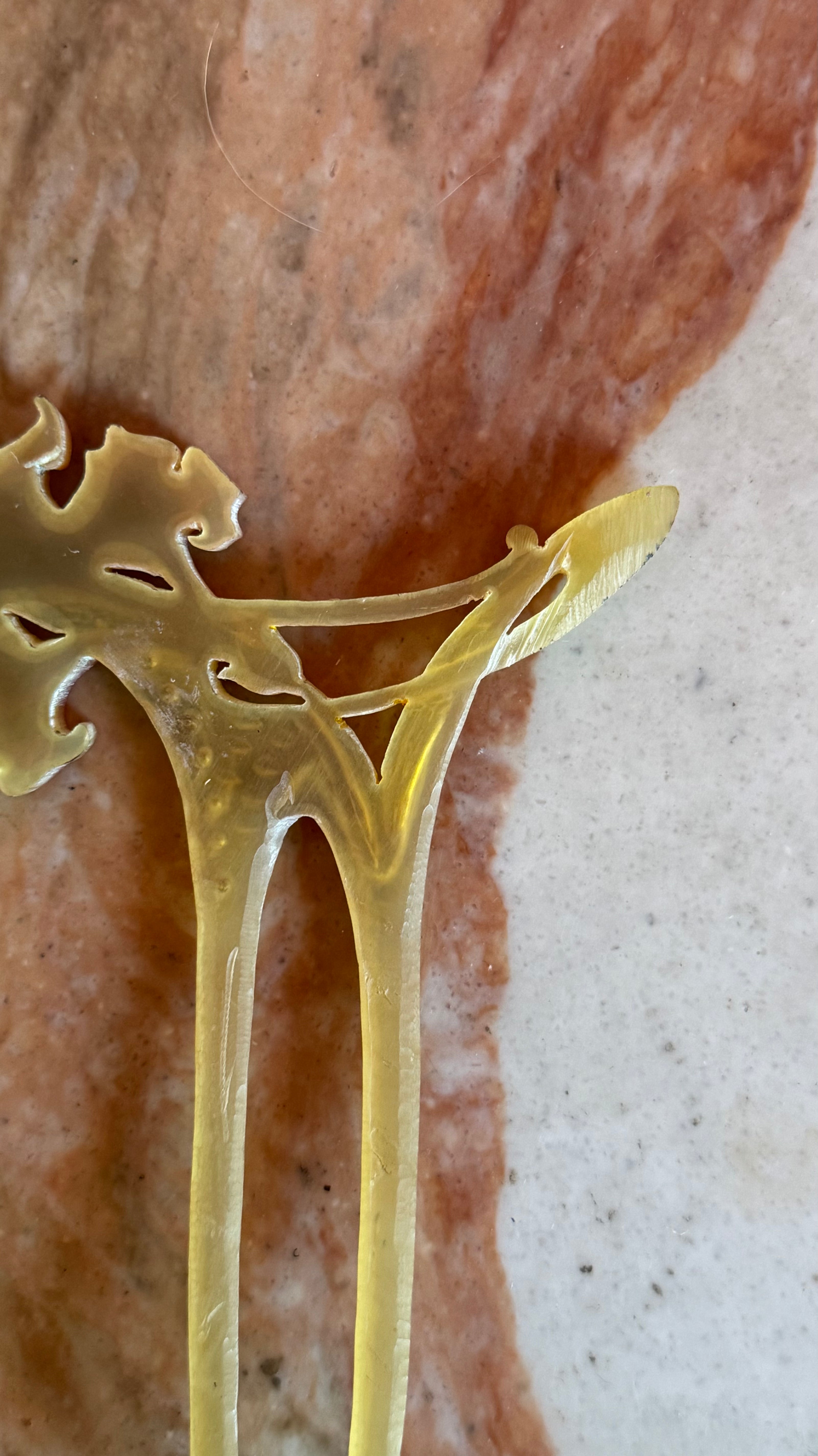 Vintage Early 20th Century Horn Floral Rhinestone Hair Pin