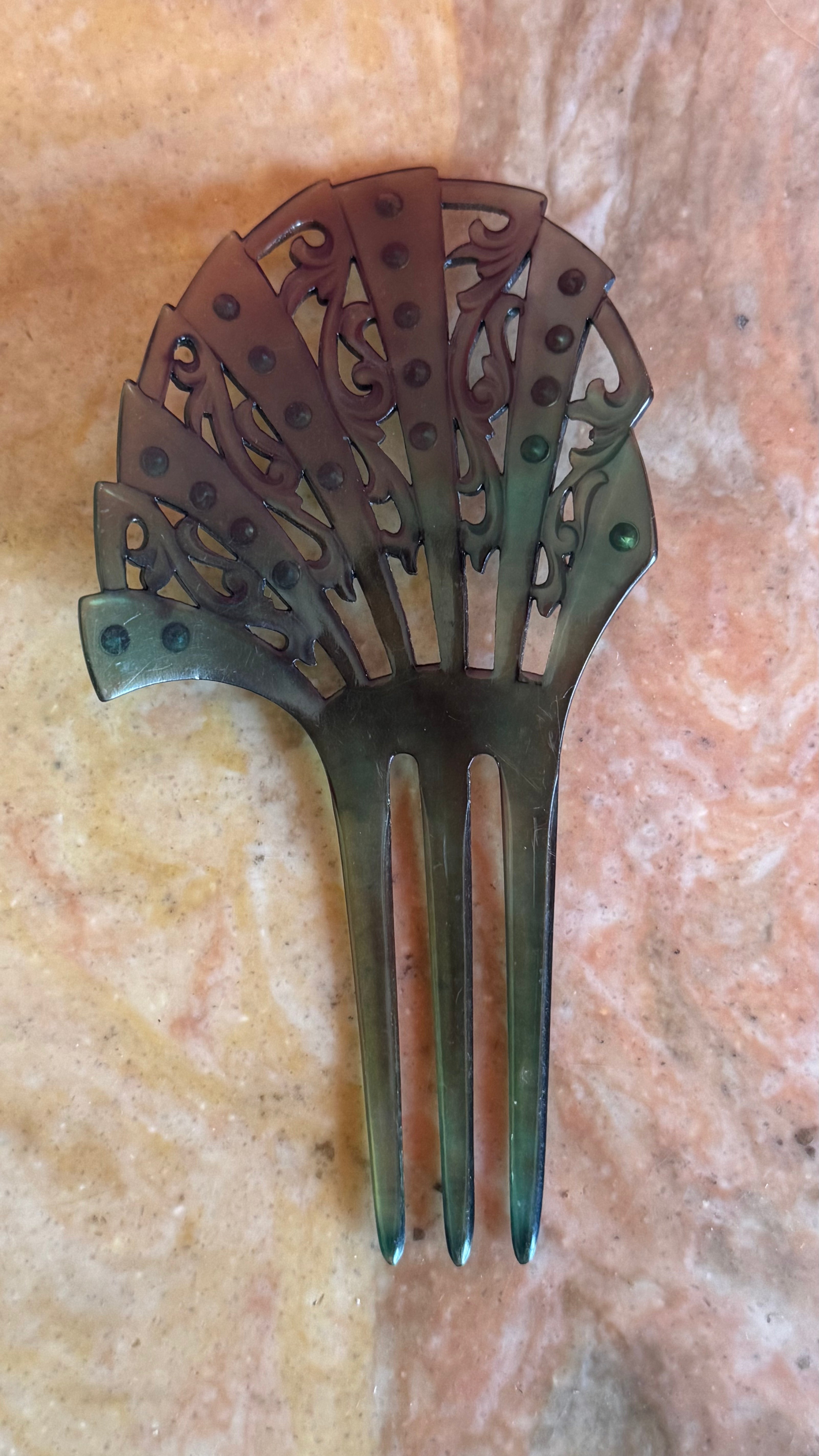 Vintage 1920s Green Rhinestone Fan-Shaped Three-Prong Hair Comb