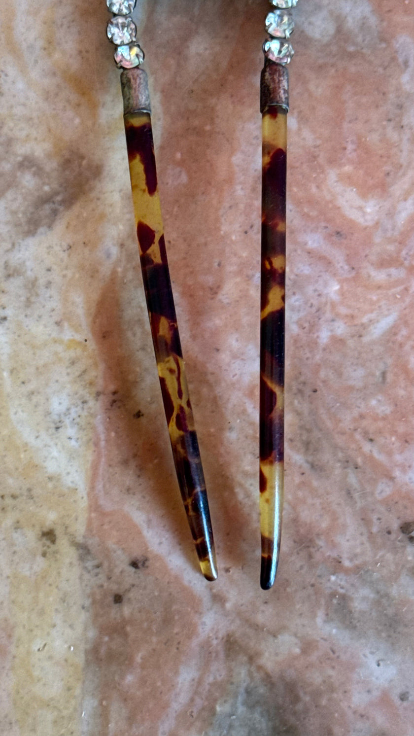 Vintage 1920s Tortoiseshell-Effect Rhinestone Two-Prong Hair Pin