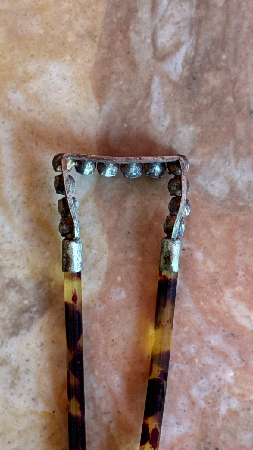 Vintage 1920s Tortoiseshell-Effect Rhinestone Two-Prong Hair Pin