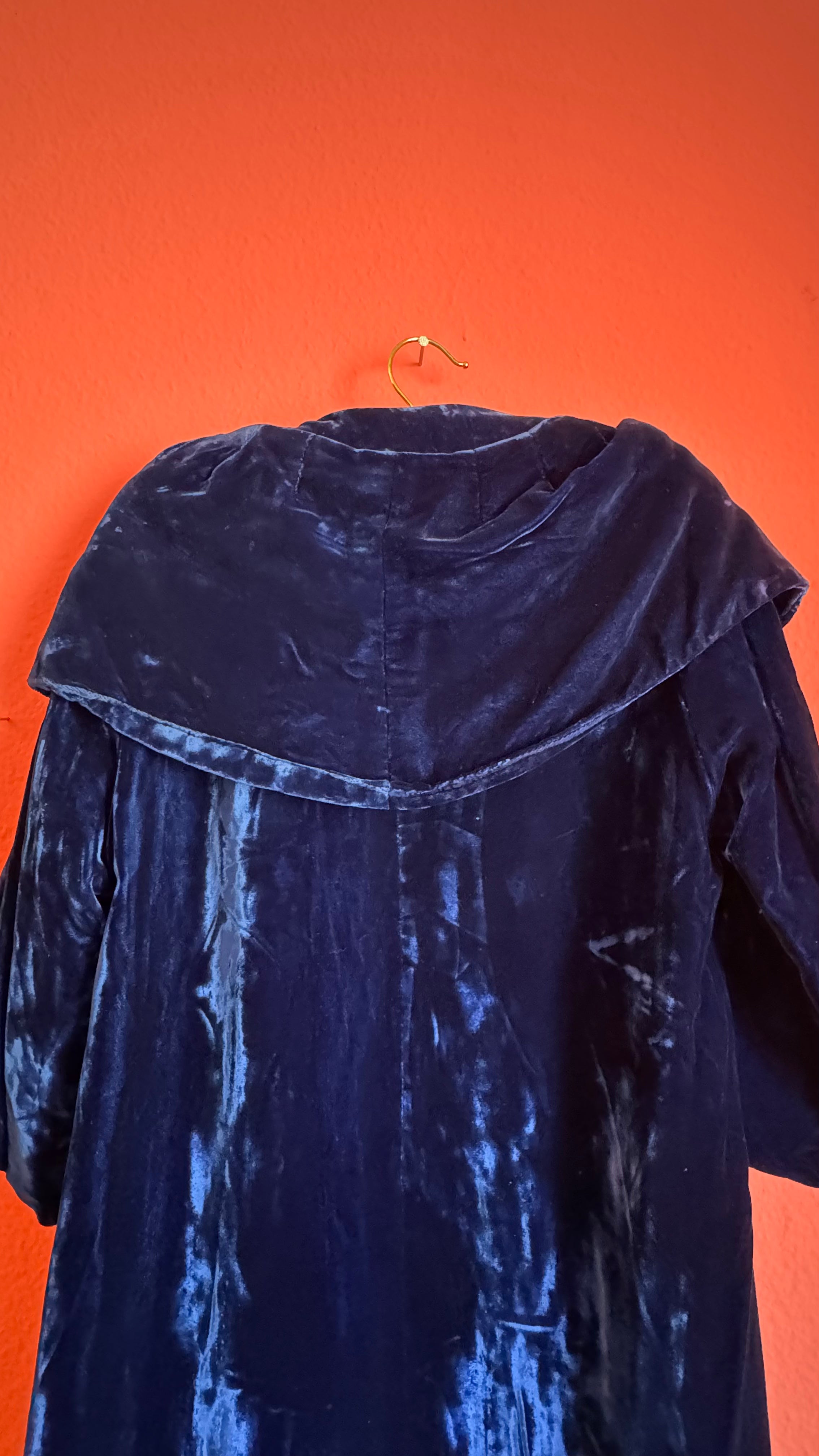 Vintage 1930s Blue Velvet Evening Coat By Kroll’s Of Rochester
