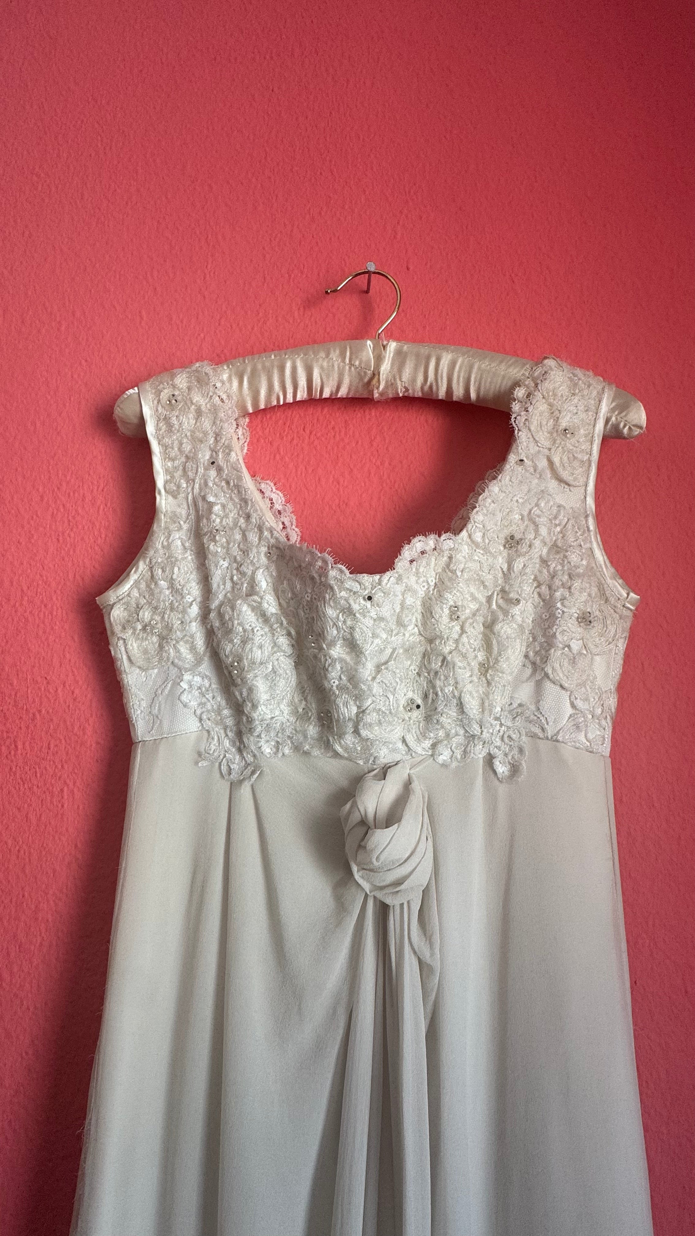 Vintage 1960s Ivory Lace Chiffon Evening Dress