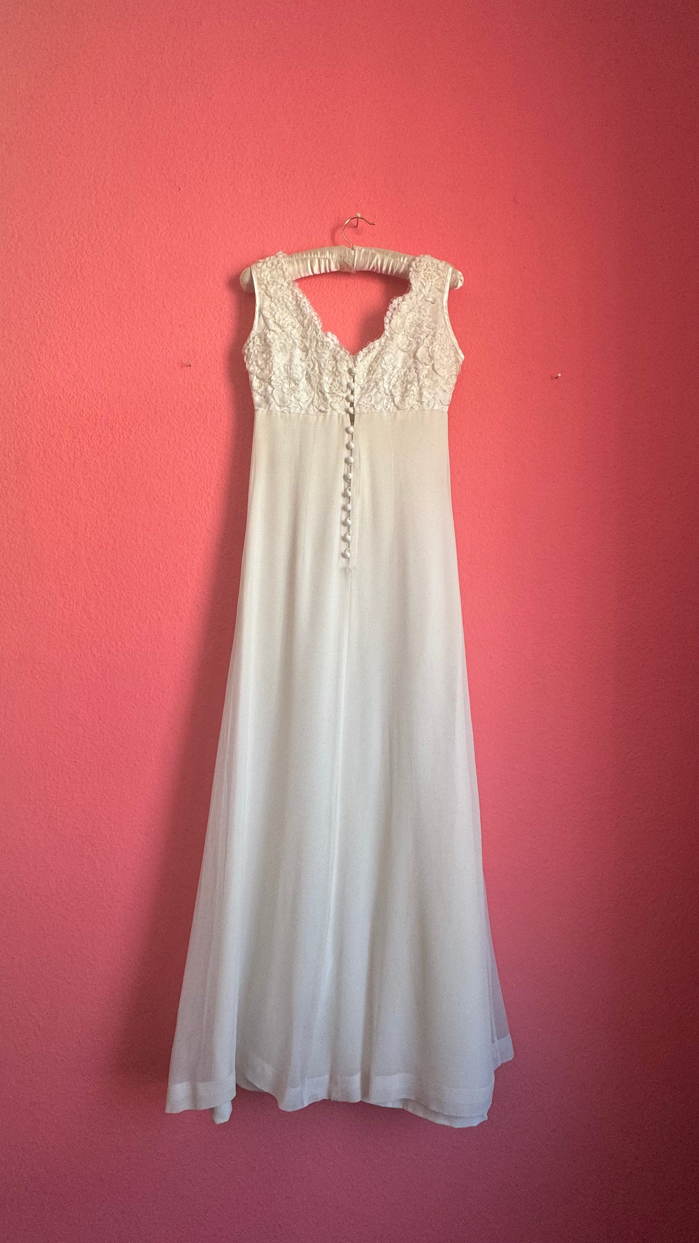 Vintage 1960s Ivory Lace Chiffon Evening Dress