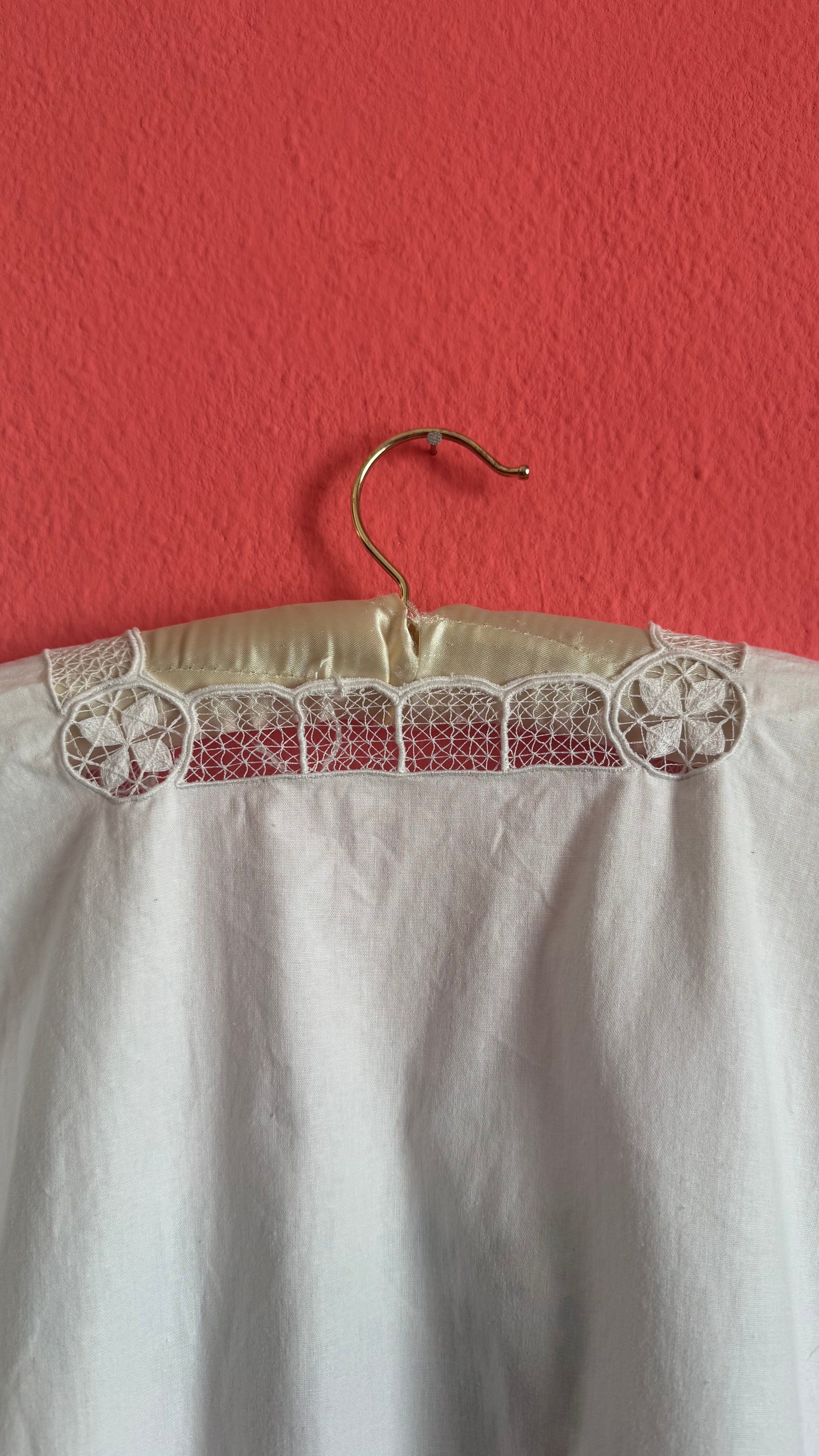 Vintage 1970s White Embroidered Folk Blouse