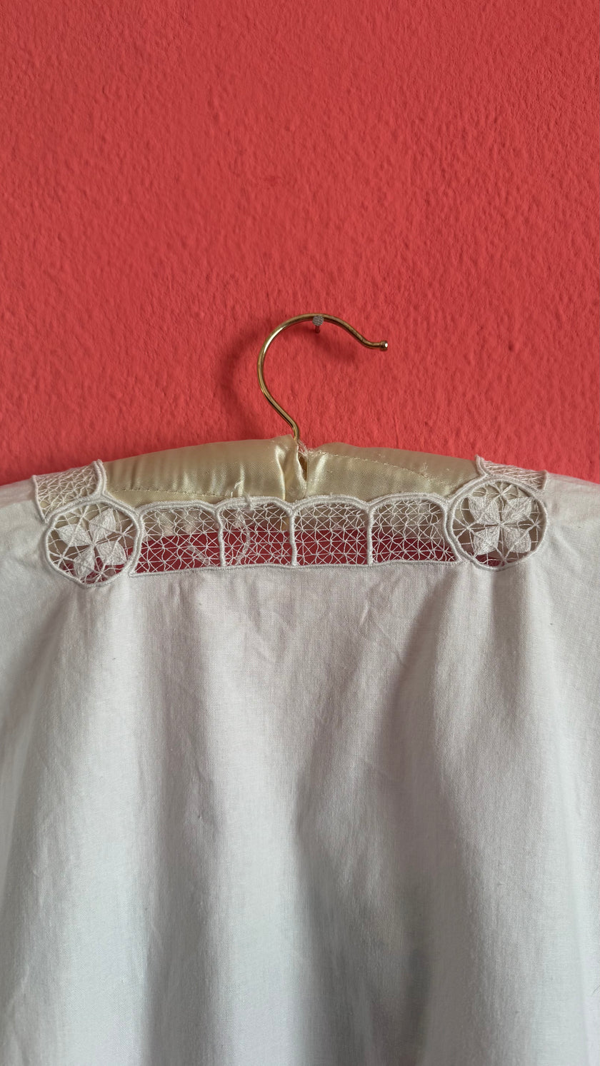 Vintage 1970s White Embroidered Folk Blouse
