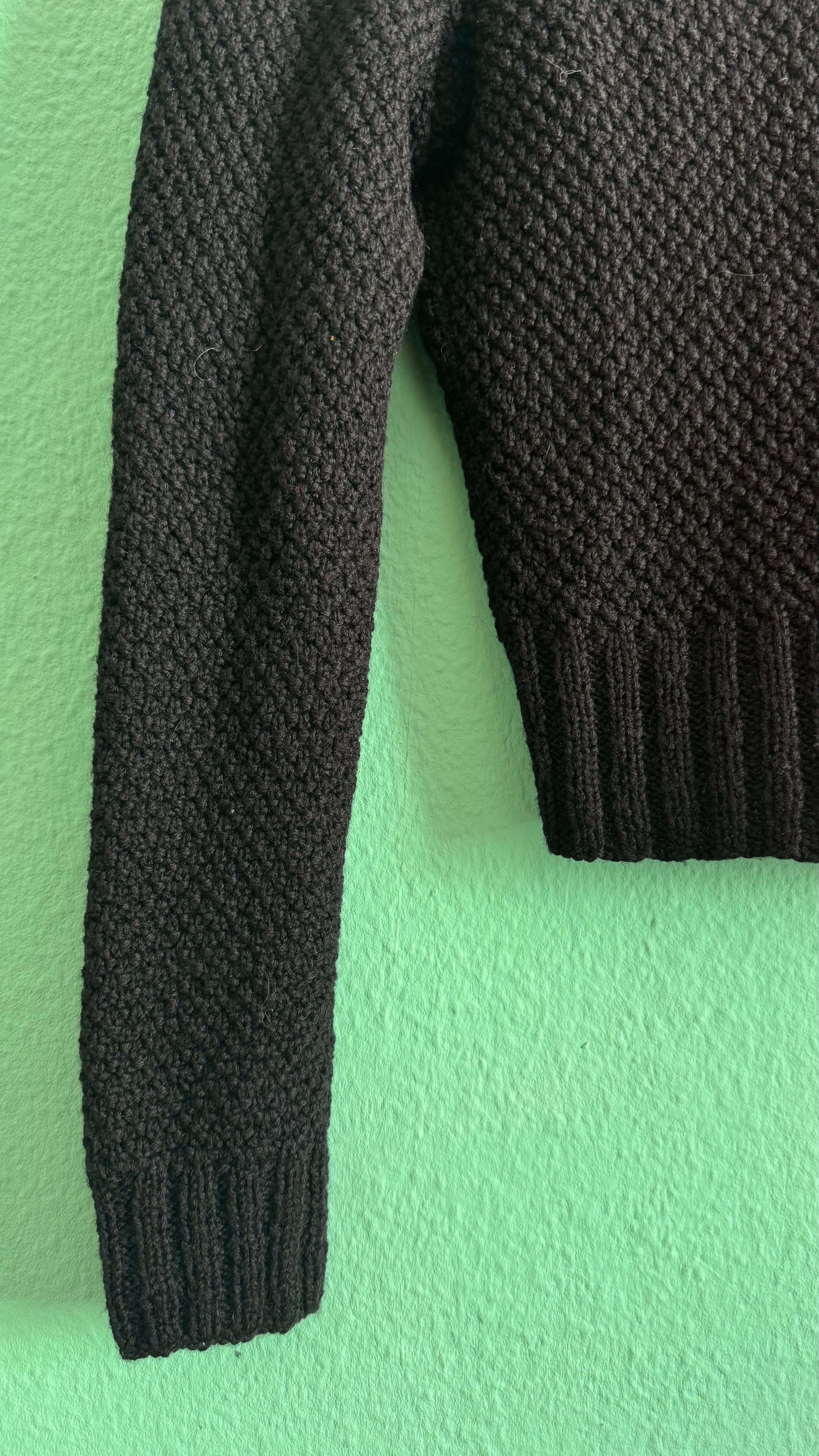 Vintage 1980s Black Cropped Knit Sweater With Floral Embroidery