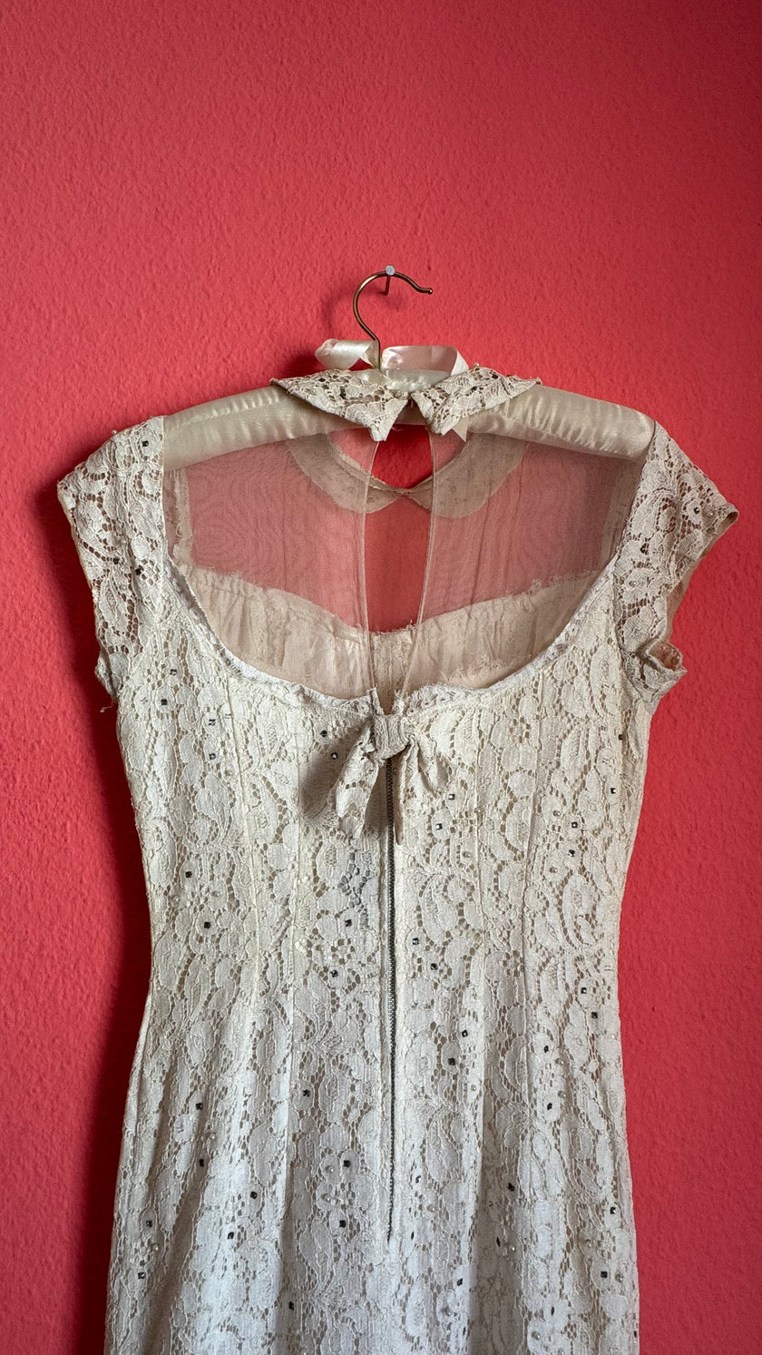 Vintage 1950s Ivory Lace Wiggle Dress With Sheer Collar