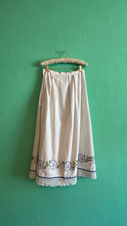 Vintage 1970s White Cotton Embroidered Folk Maxi Skirt