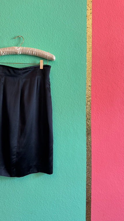 Vintage 1980s Black Silk Rayon Pencil Skirt by Escada