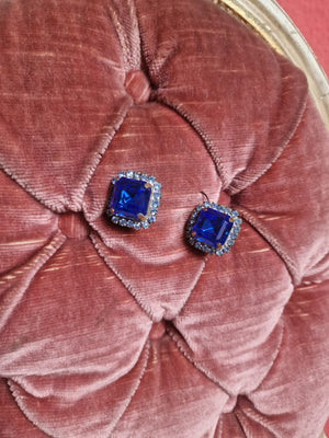 Sapphire Blue Square Crystal Stud Earrings with Rhinestone Halo – Vintage Elegant Statement